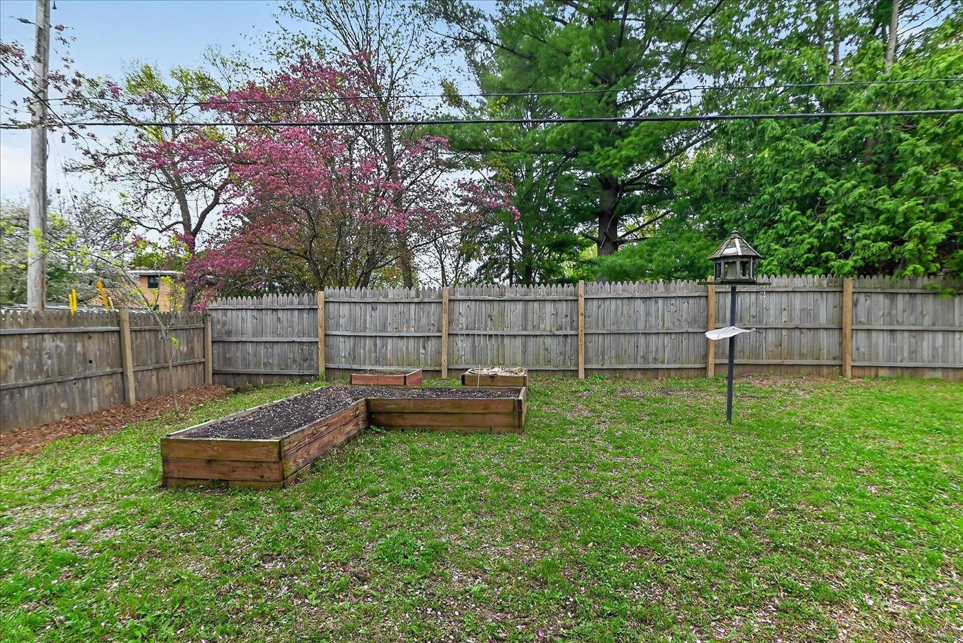 2101 Leland Drive
