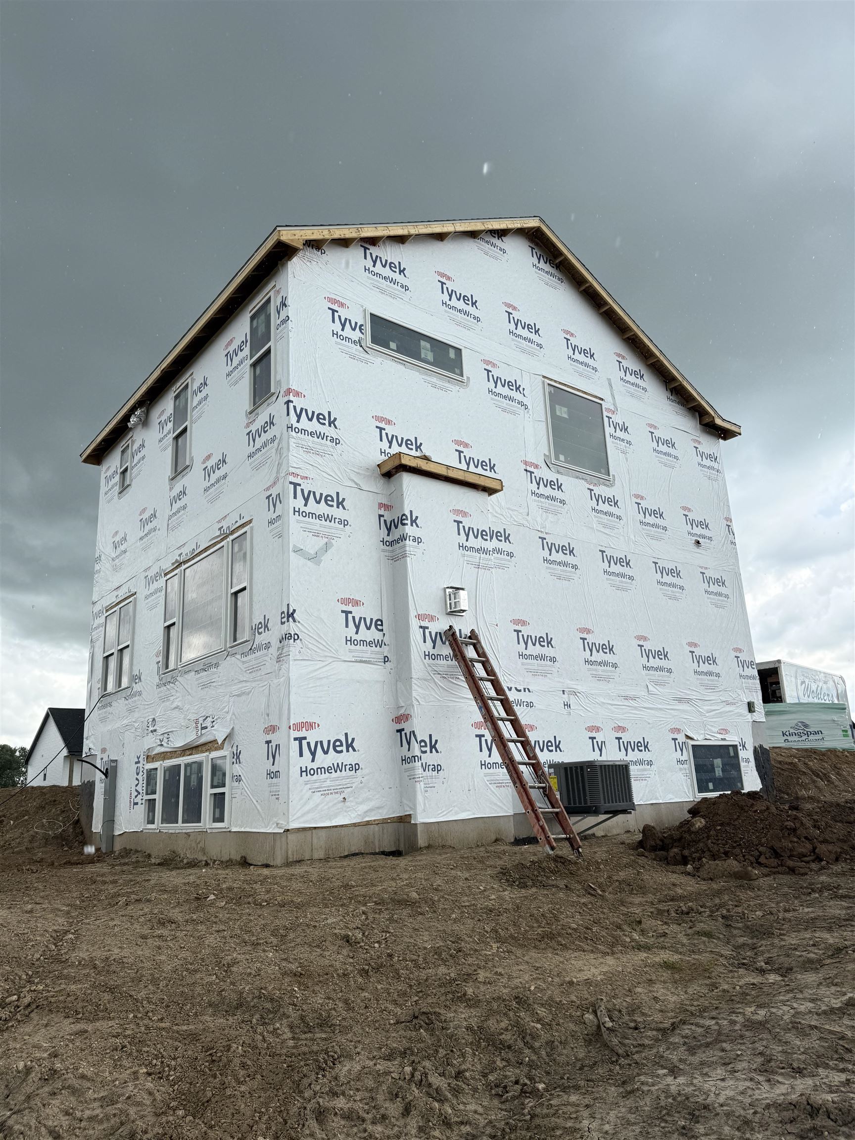 L185 Clemens Drive