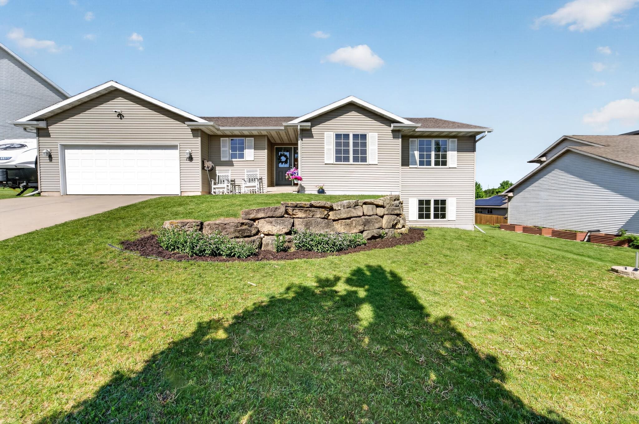 1216 Temple Drive