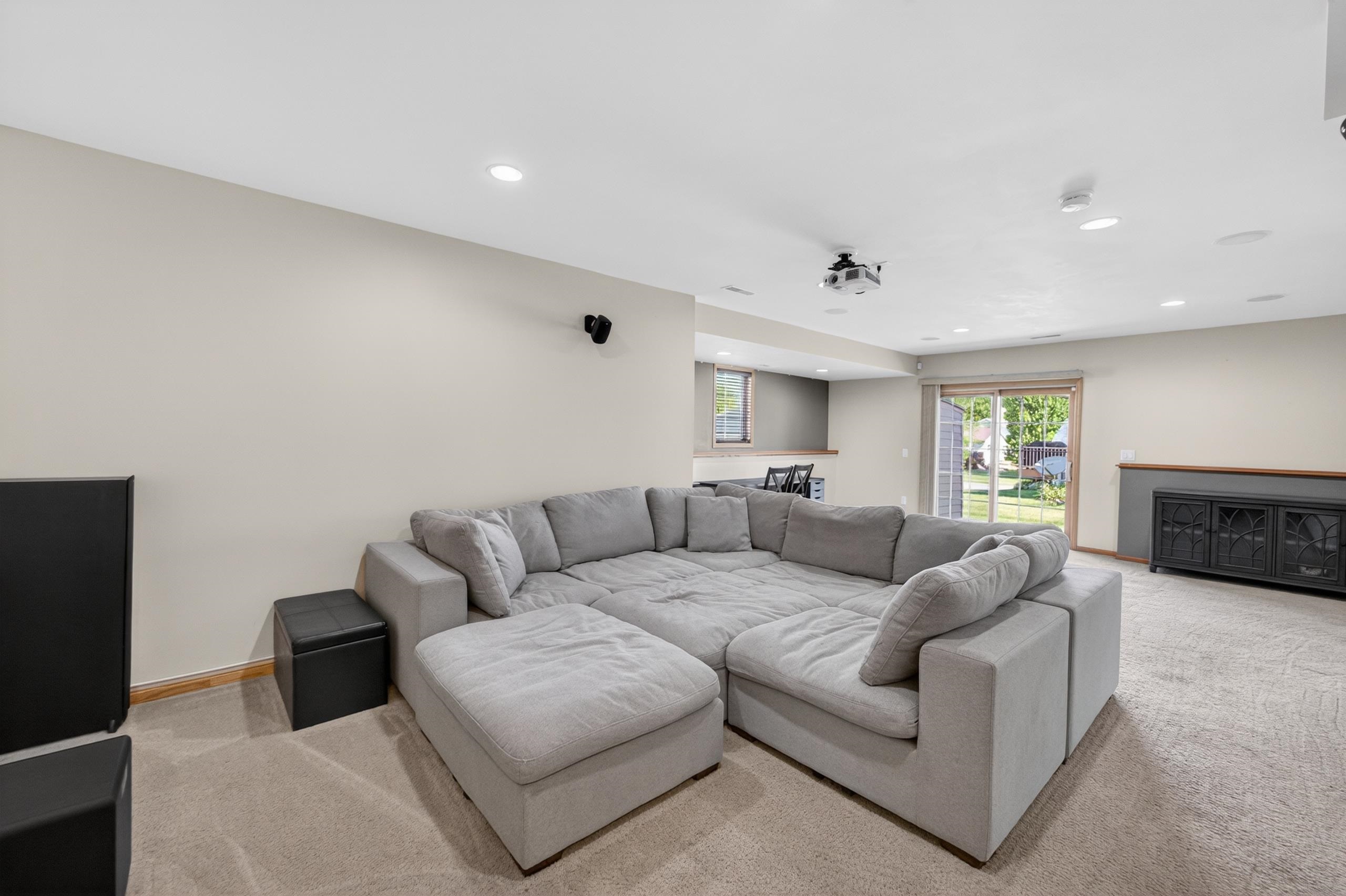 1216 Temple Drive