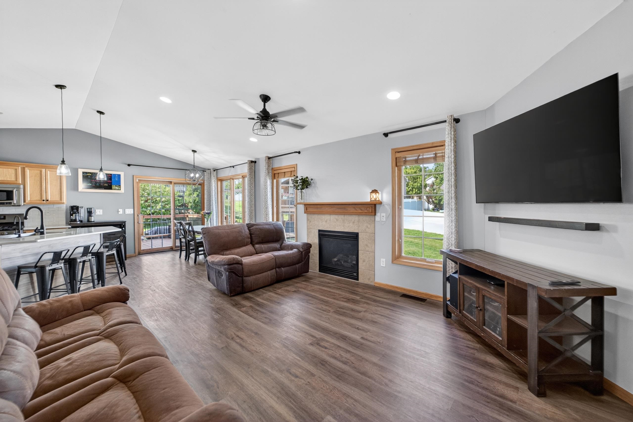 1216 Temple Drive
