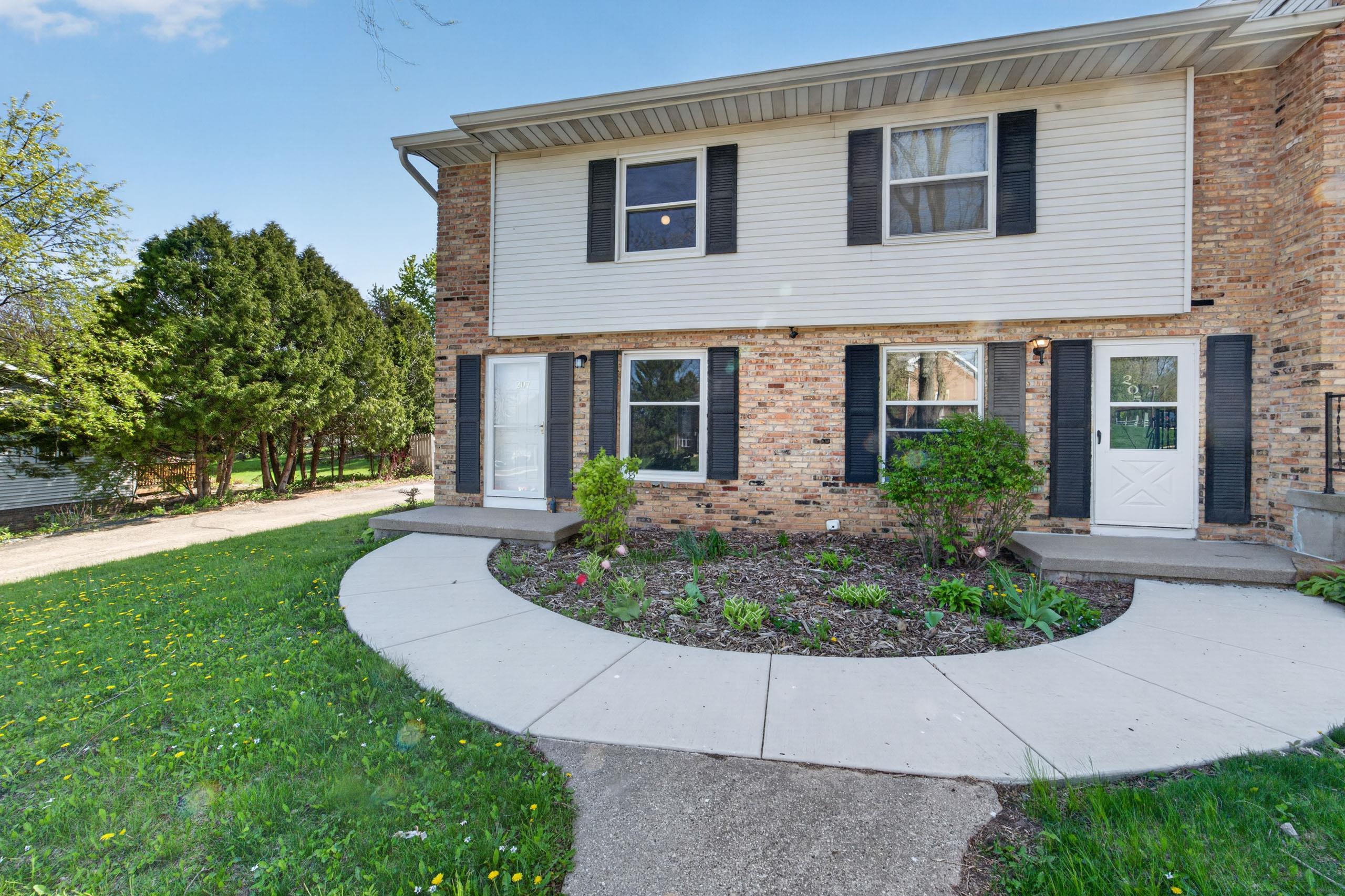 207 N Brookwood Drive