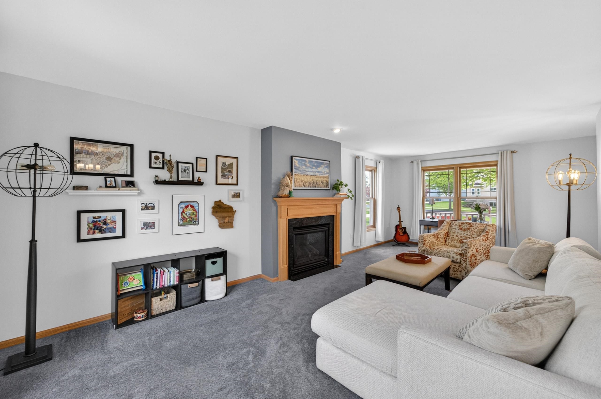 2877 Larkspur Lane
