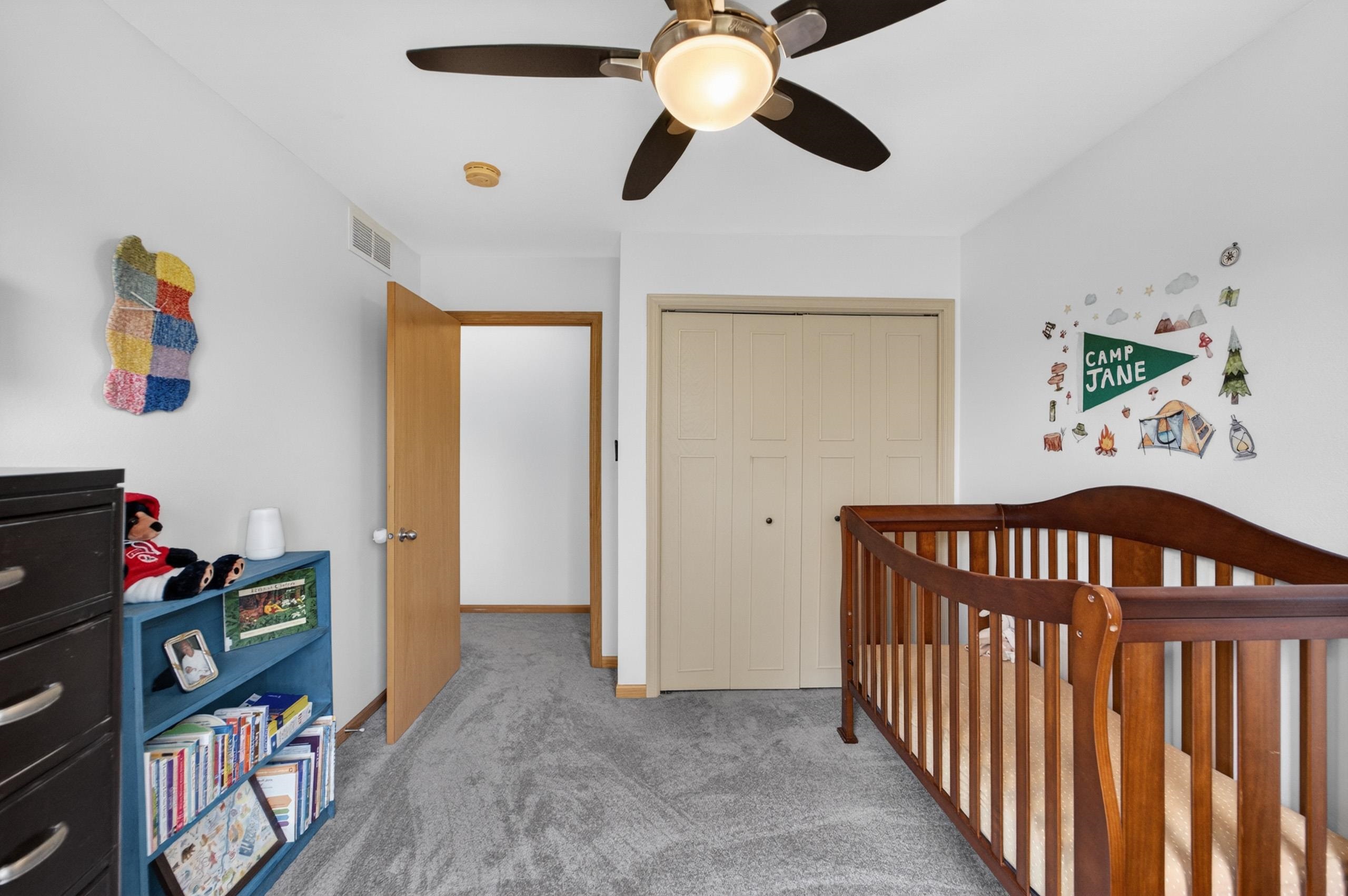 2877 Larkspur Lane