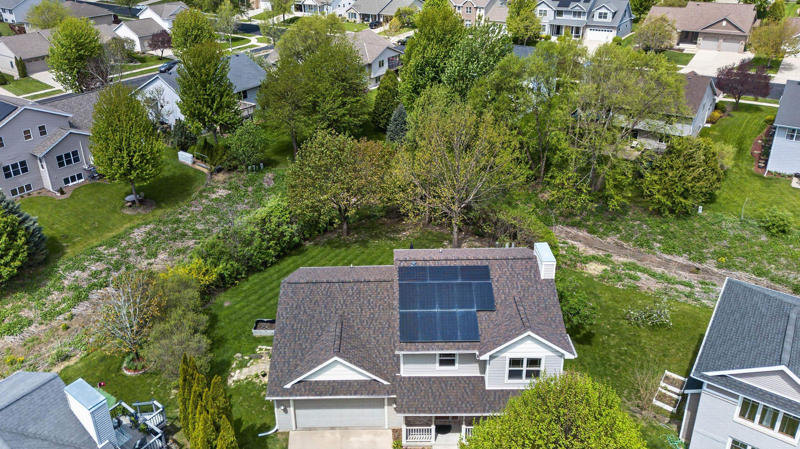 2877 Larkspur Lane