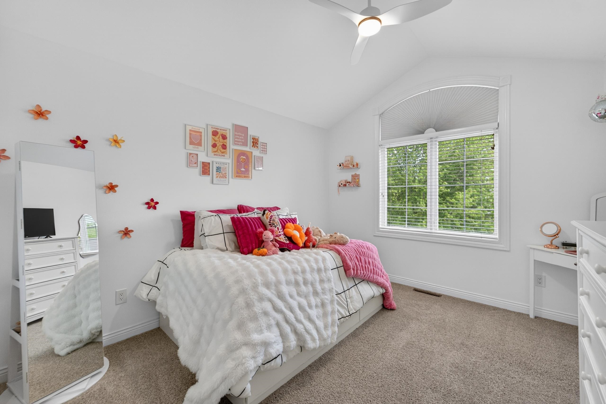 1729 Alysen Lane
