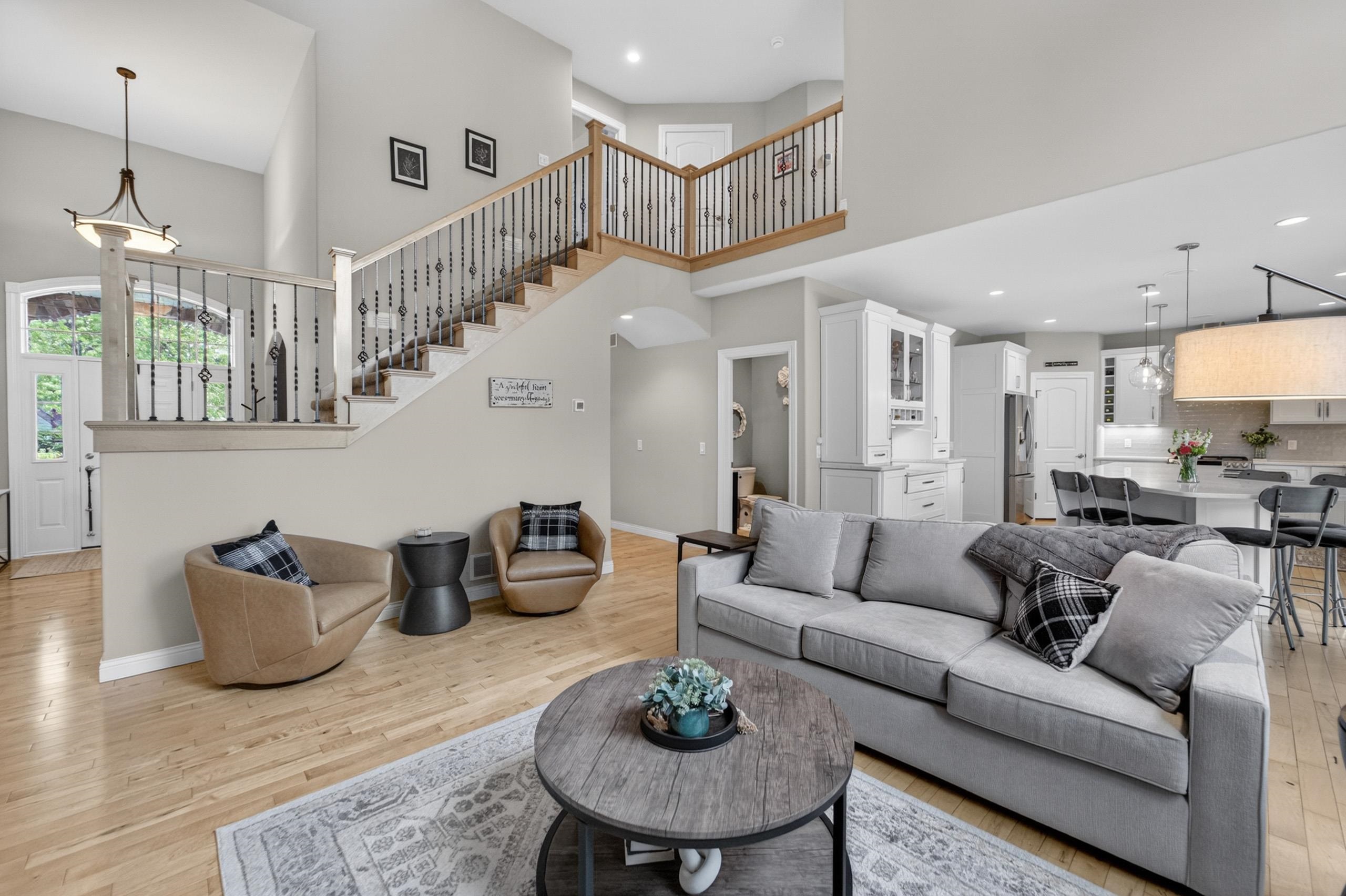 1729 Alysen Lane