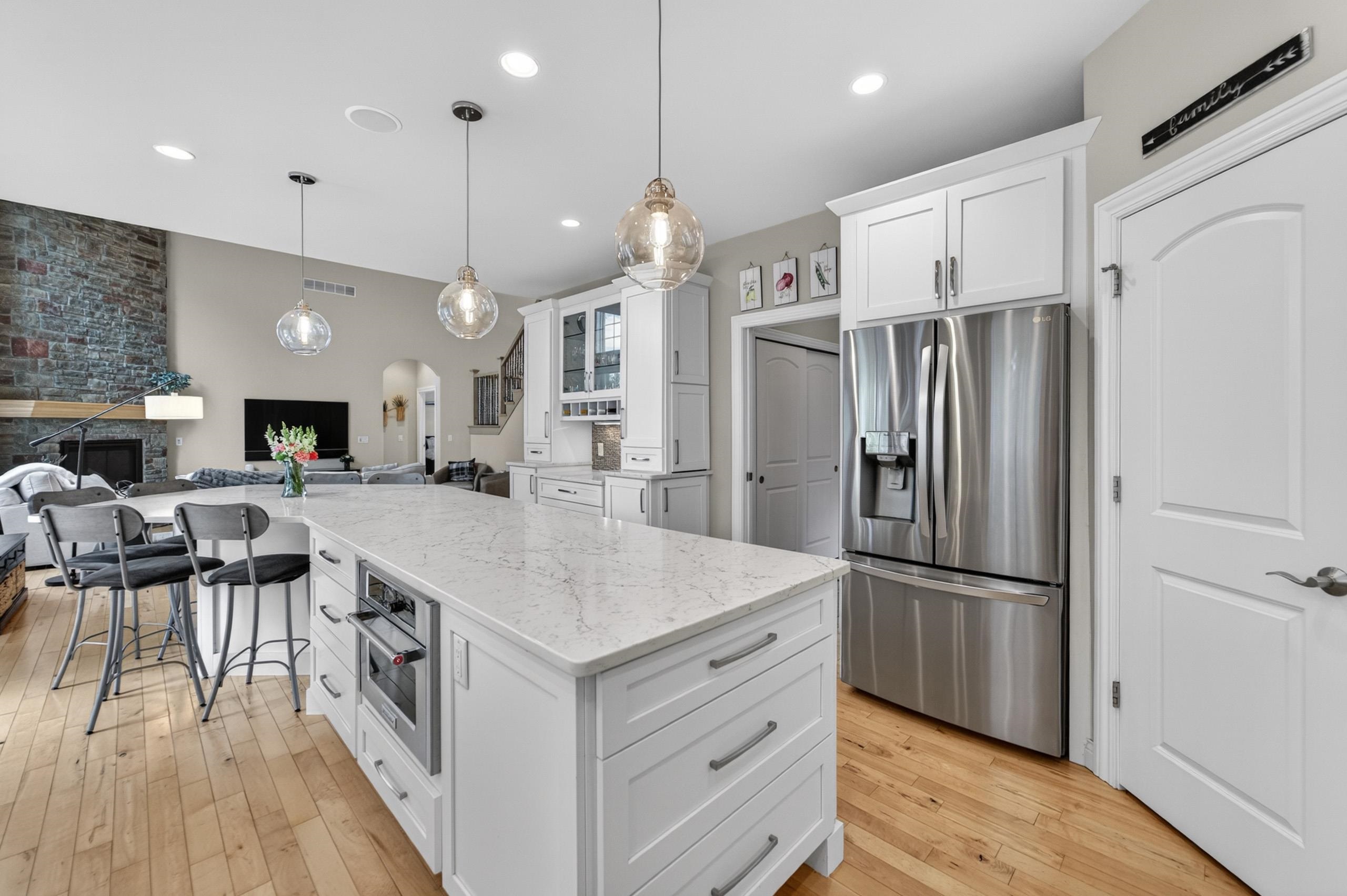 1729 Alysen Lane