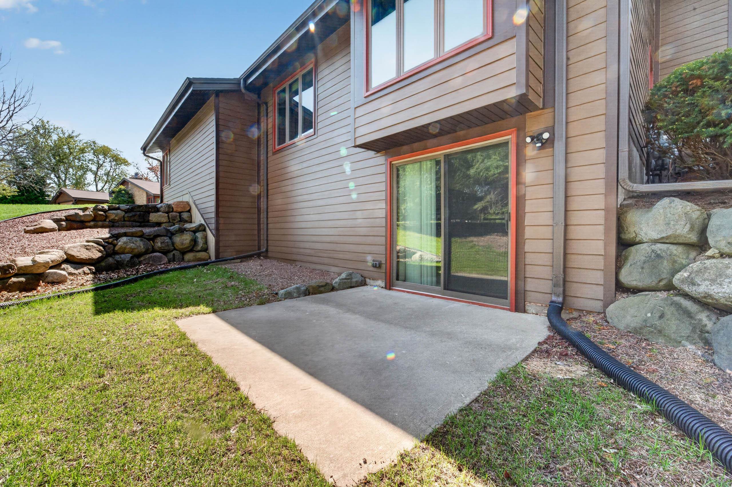 7502 Widgeon Way