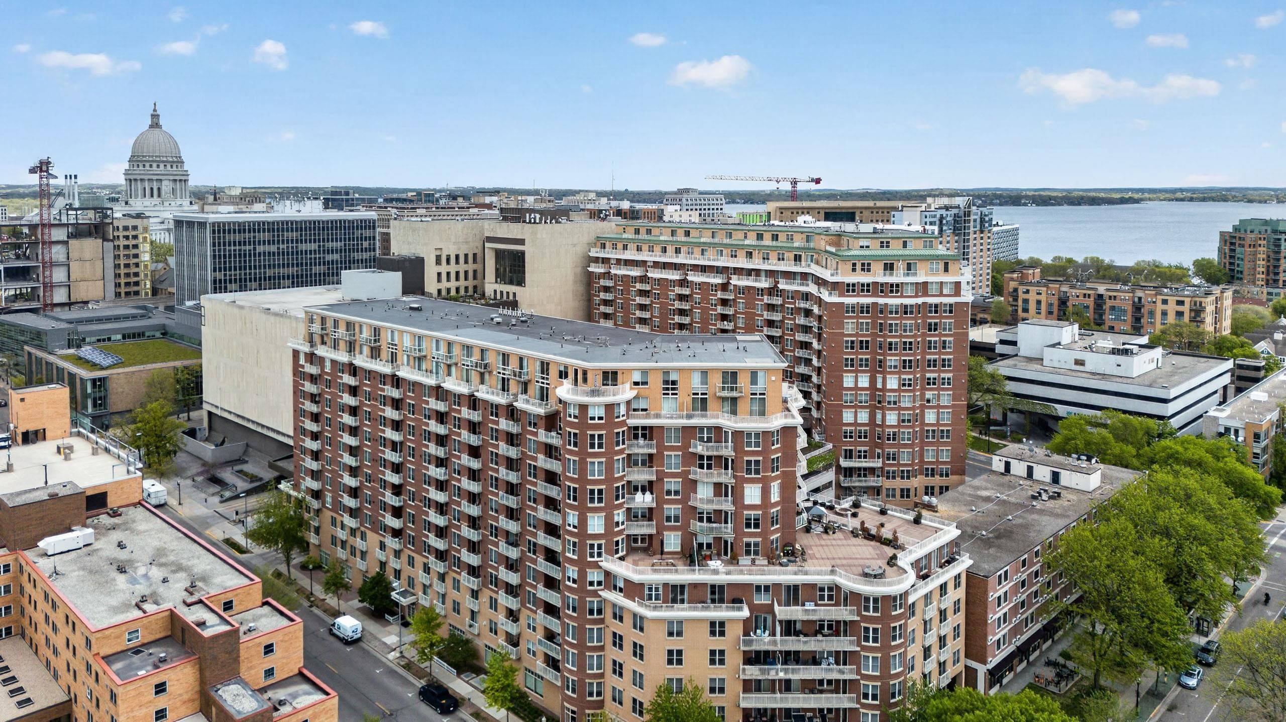 333 W Mifflin Street 6180