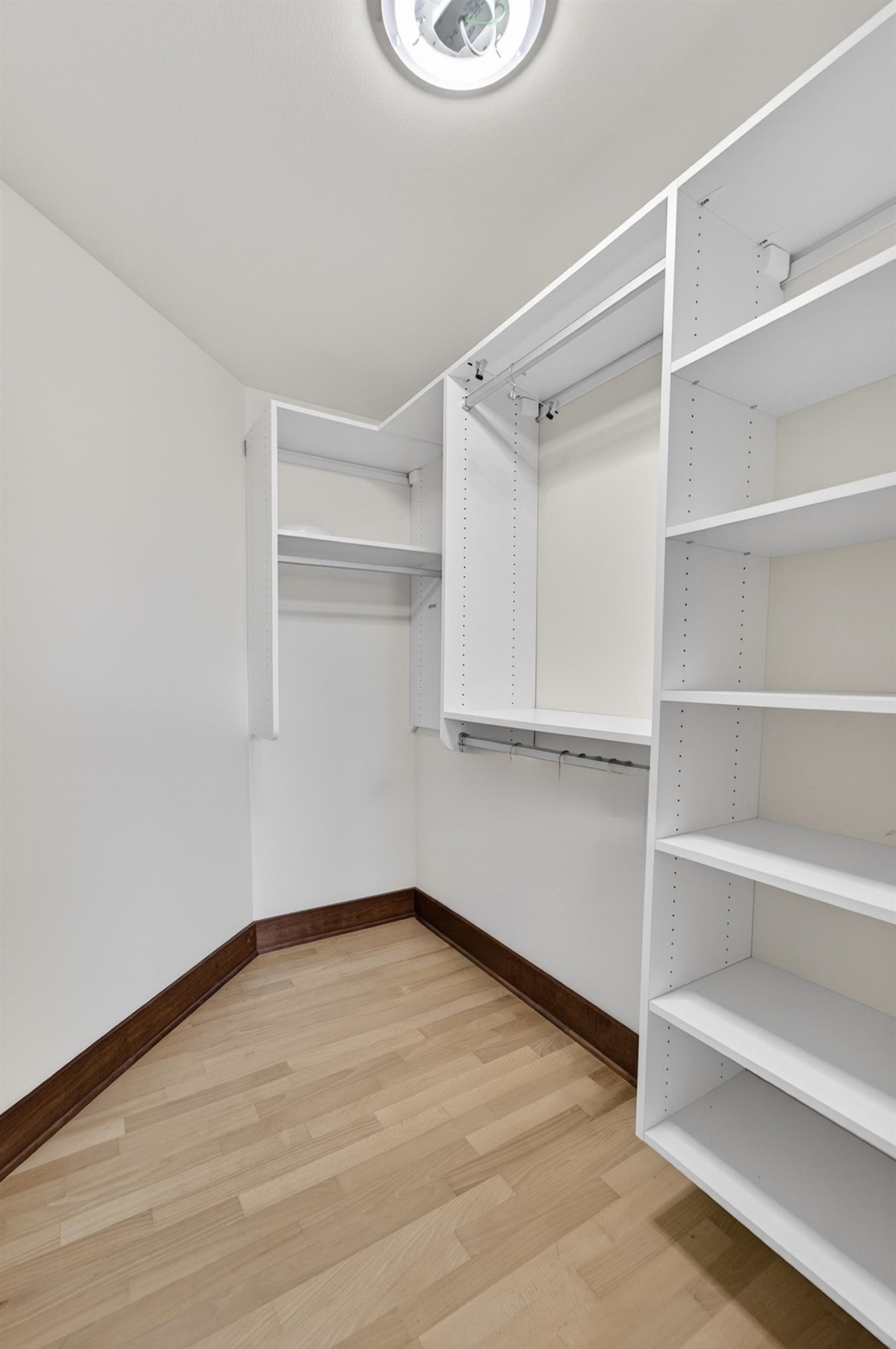 333 W Mifflin Street 6180