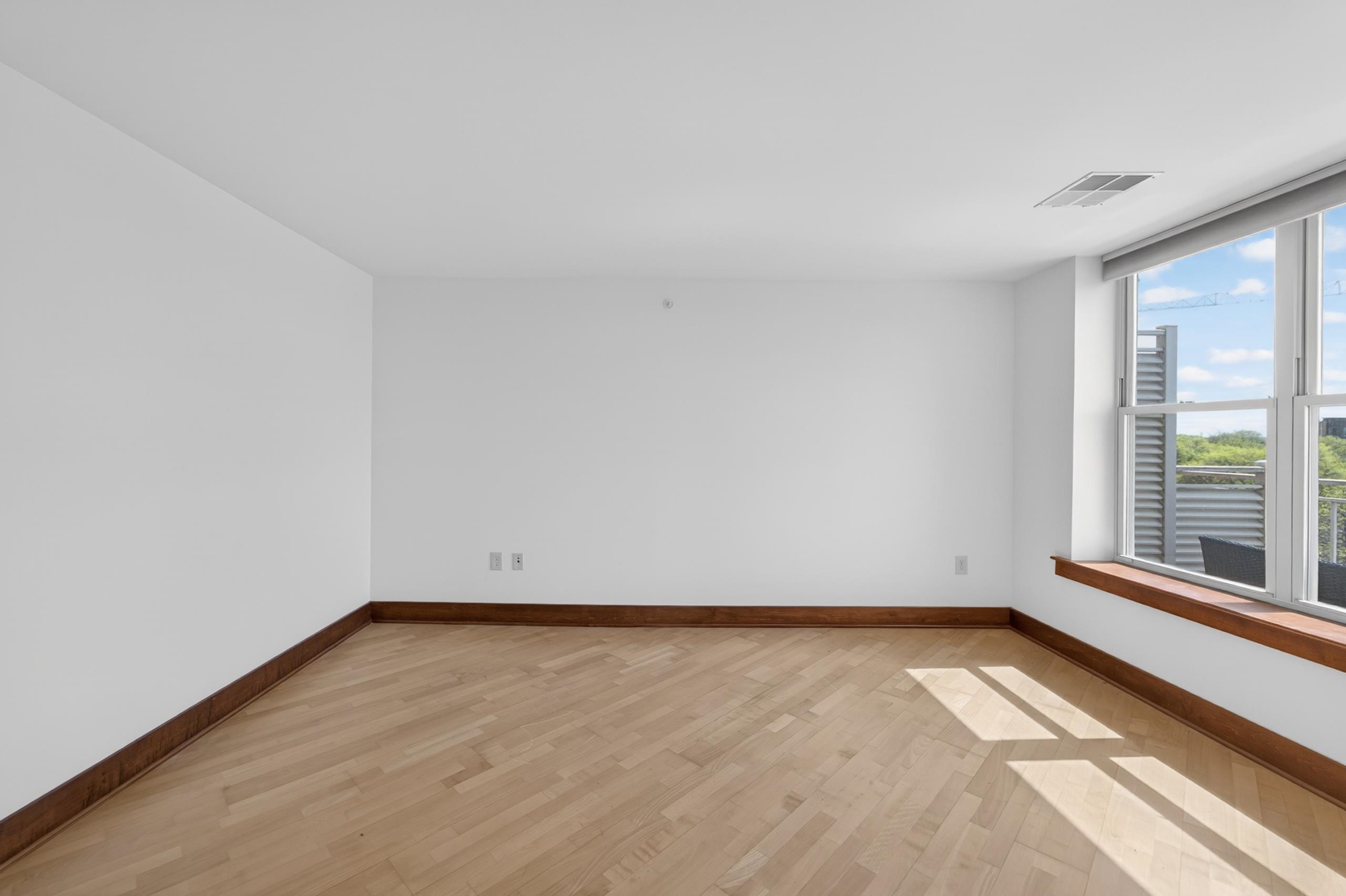 333 W Mifflin Street 6180