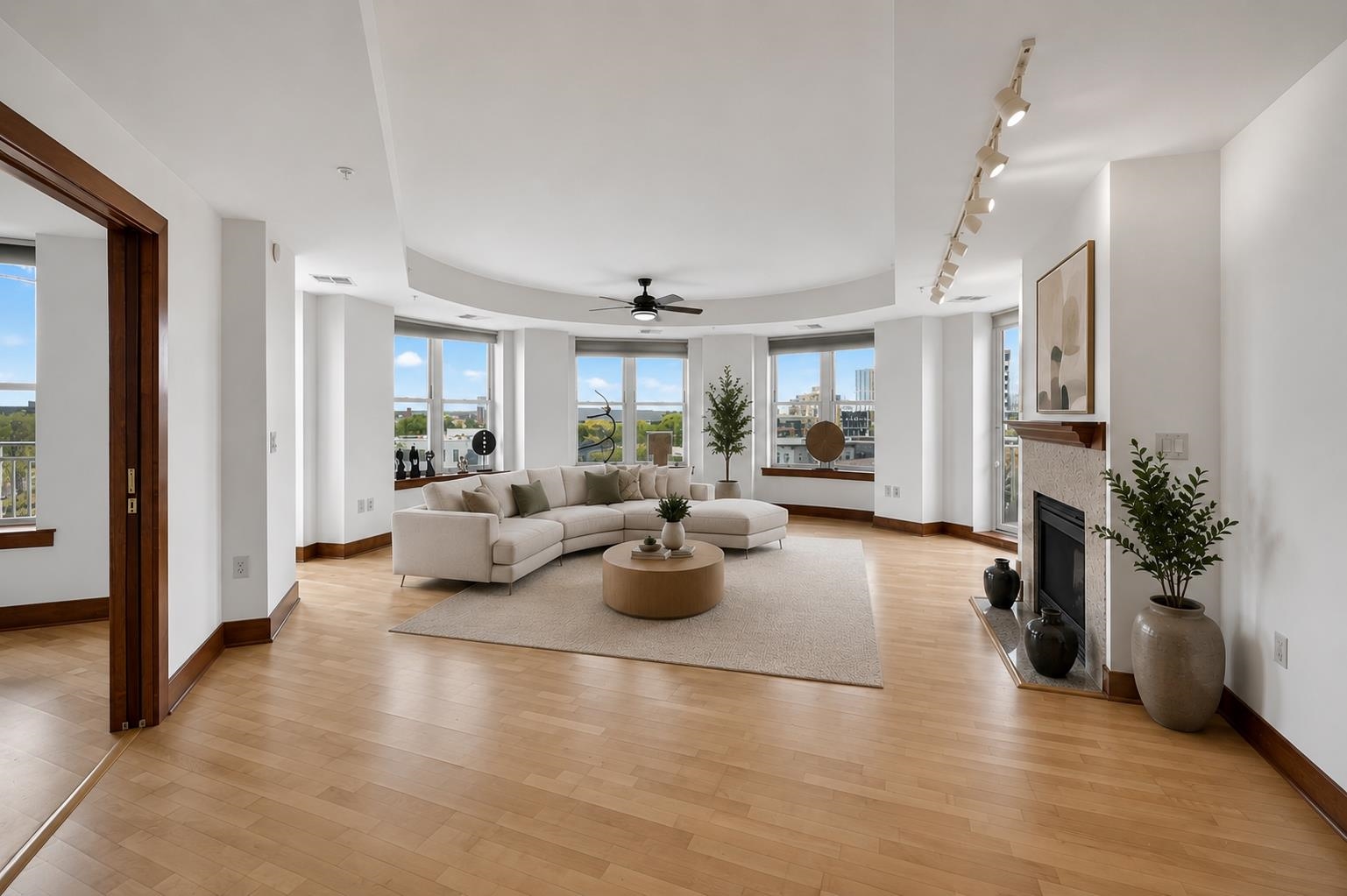 333 W Mifflin Street 6180