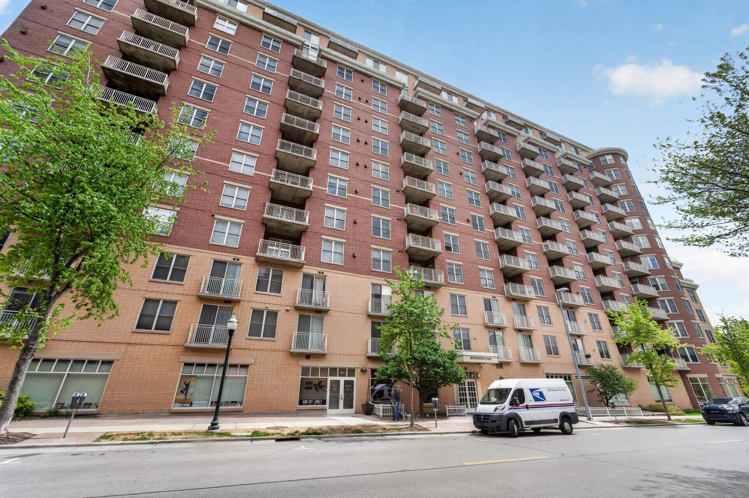 333 W Mifflin Street 6180