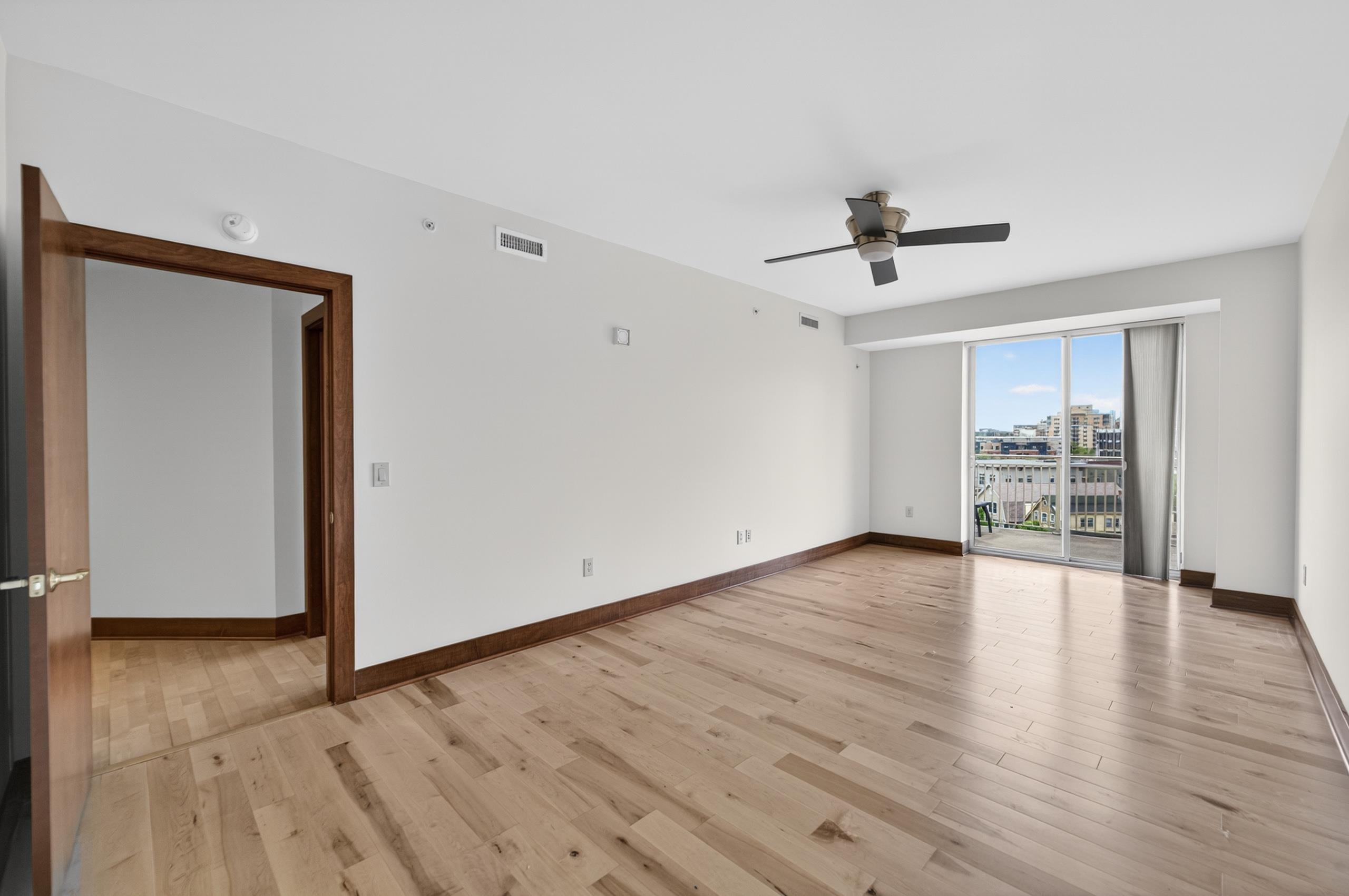 333 W Mifflin Street 6180