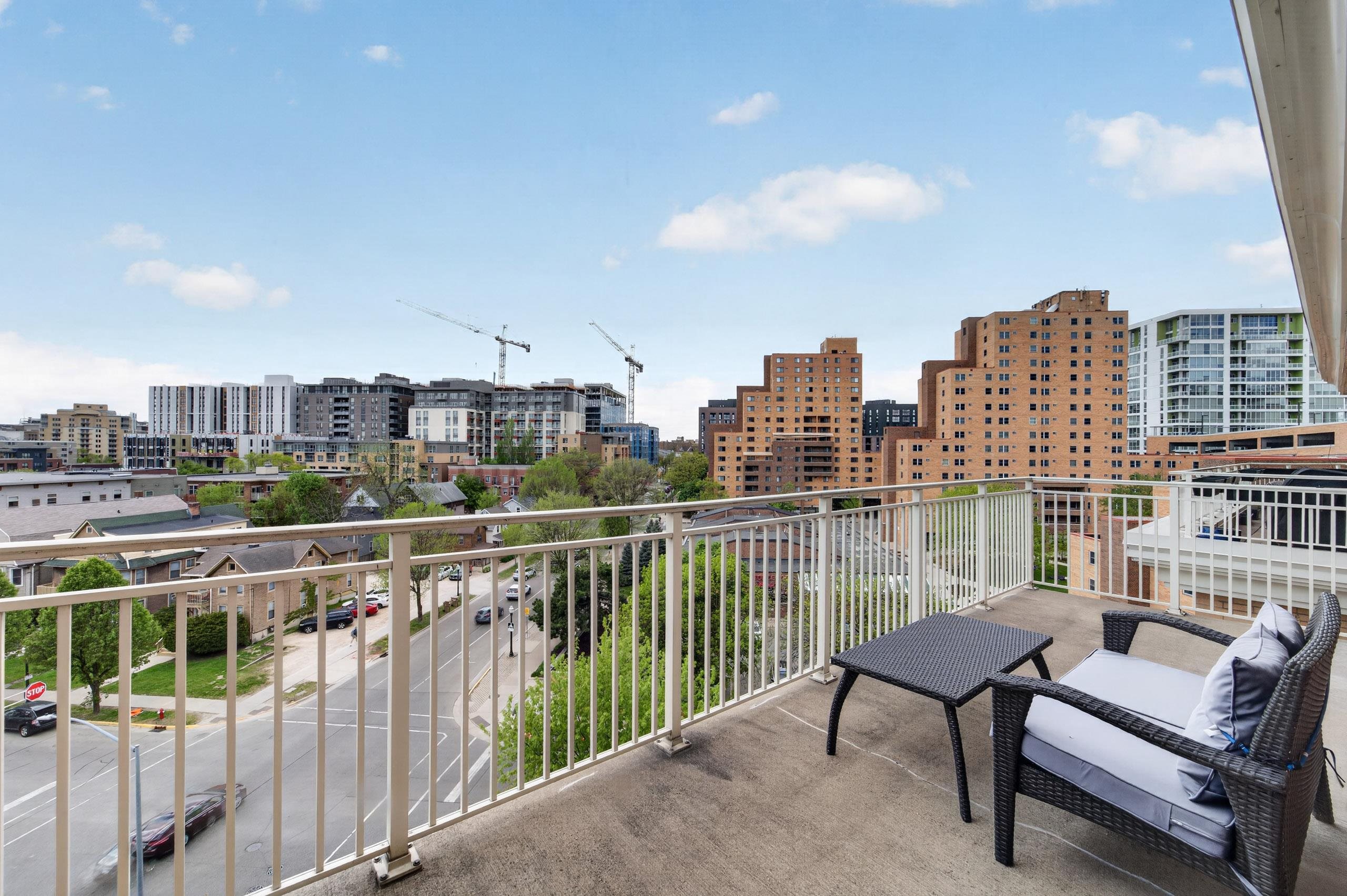 333 W Mifflin Street 6180