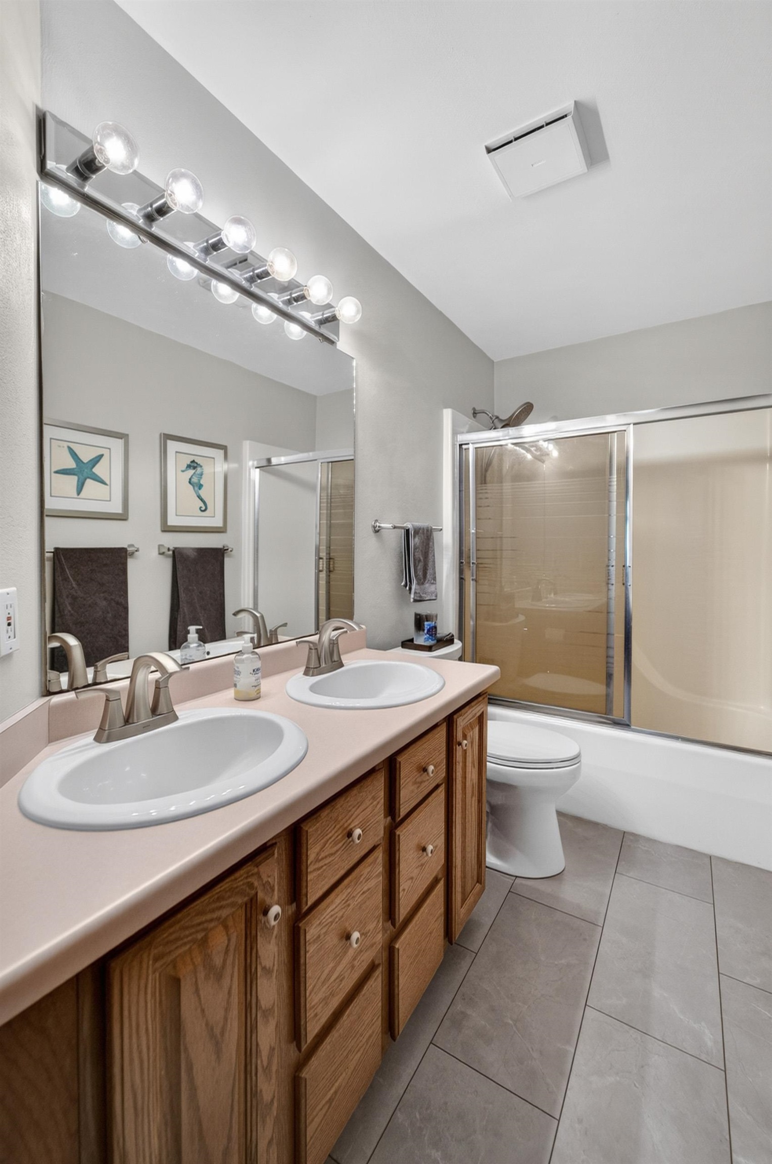 404 Doral Court