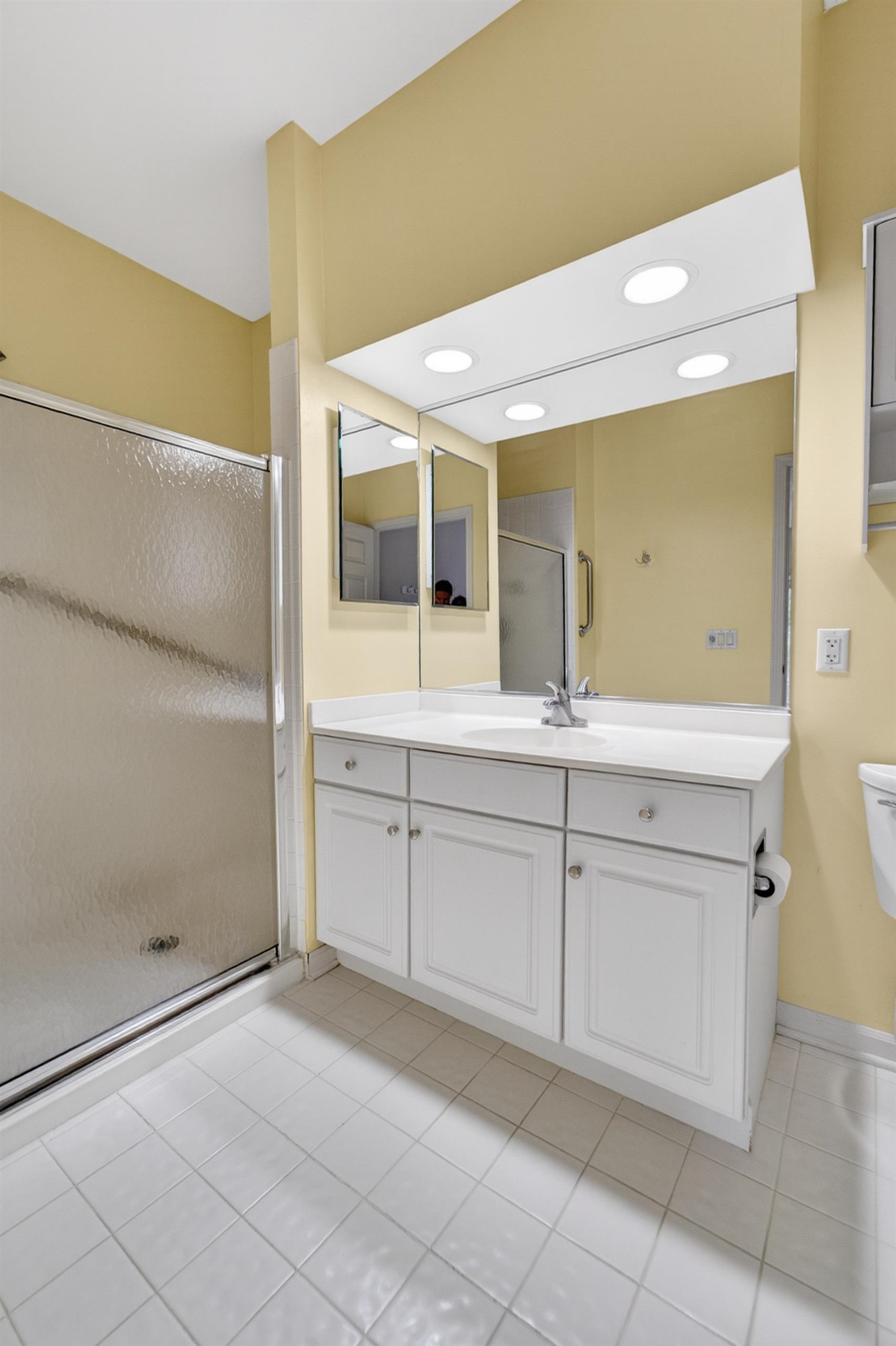 1612 S Golf Glen D