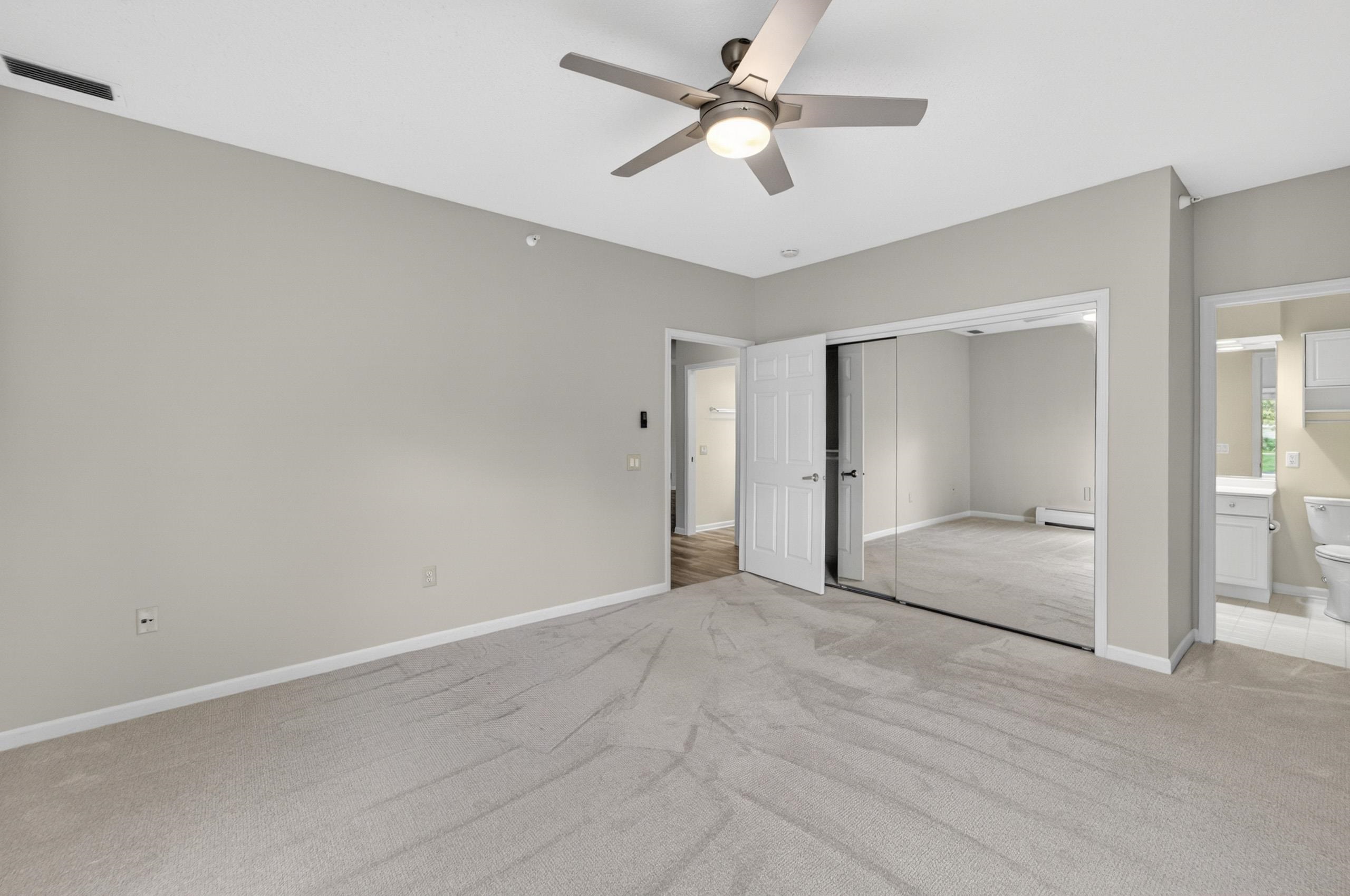 1612 S Golf Glen D