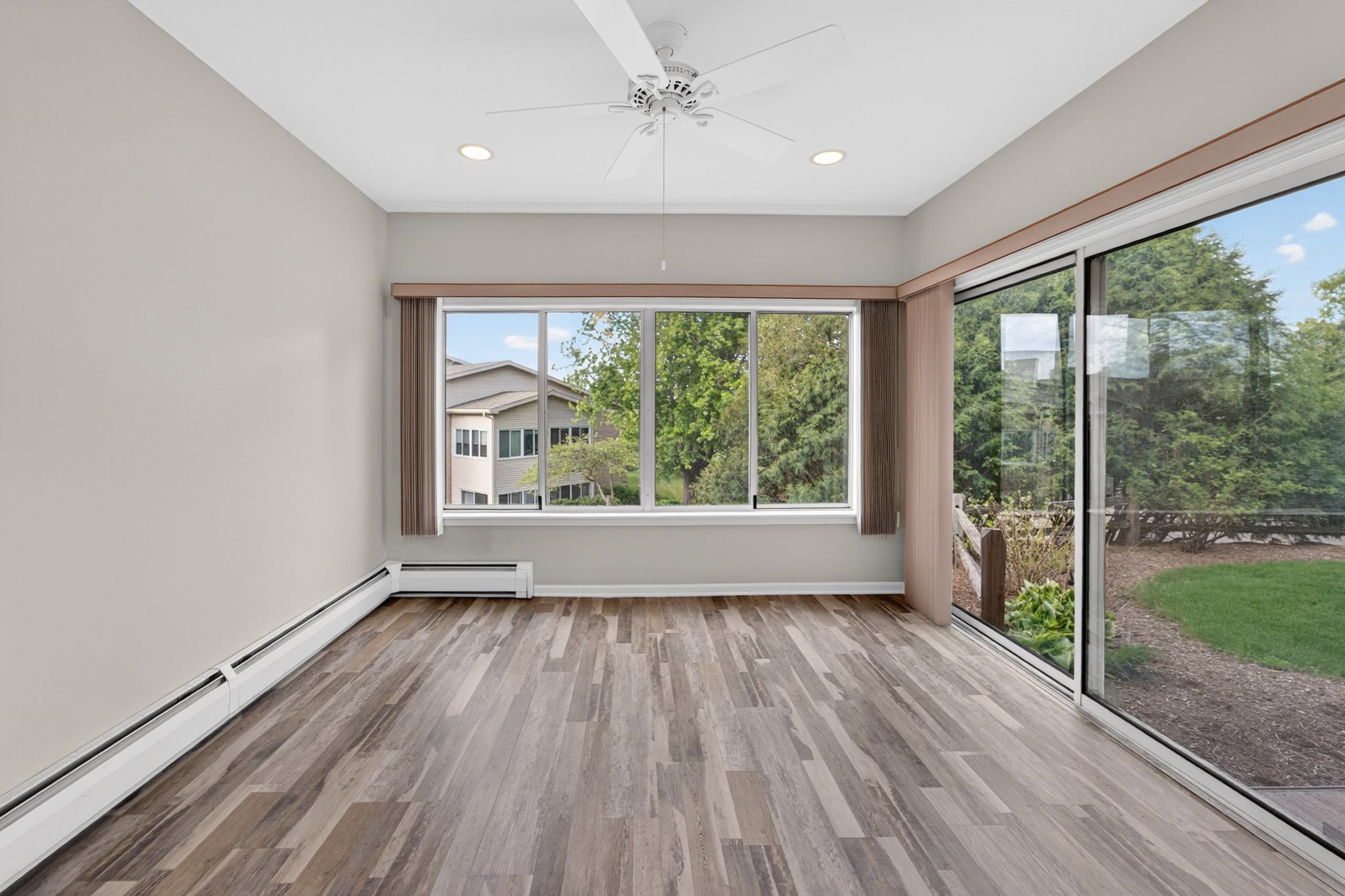 1612 S Golf Glen D