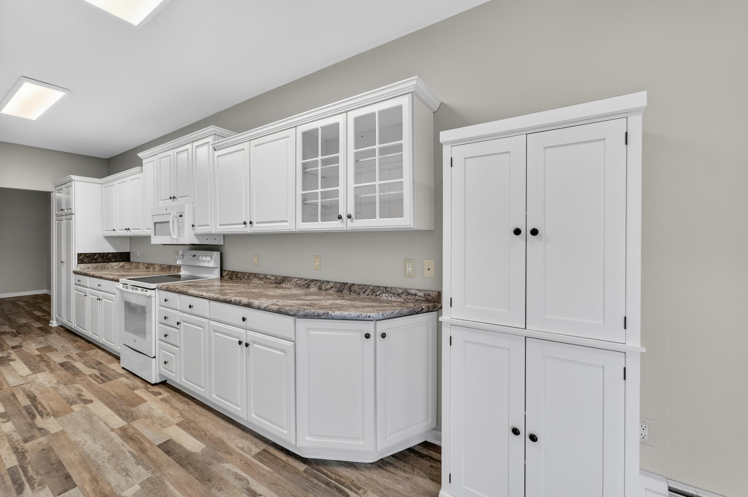 1612 S Golf Glen D