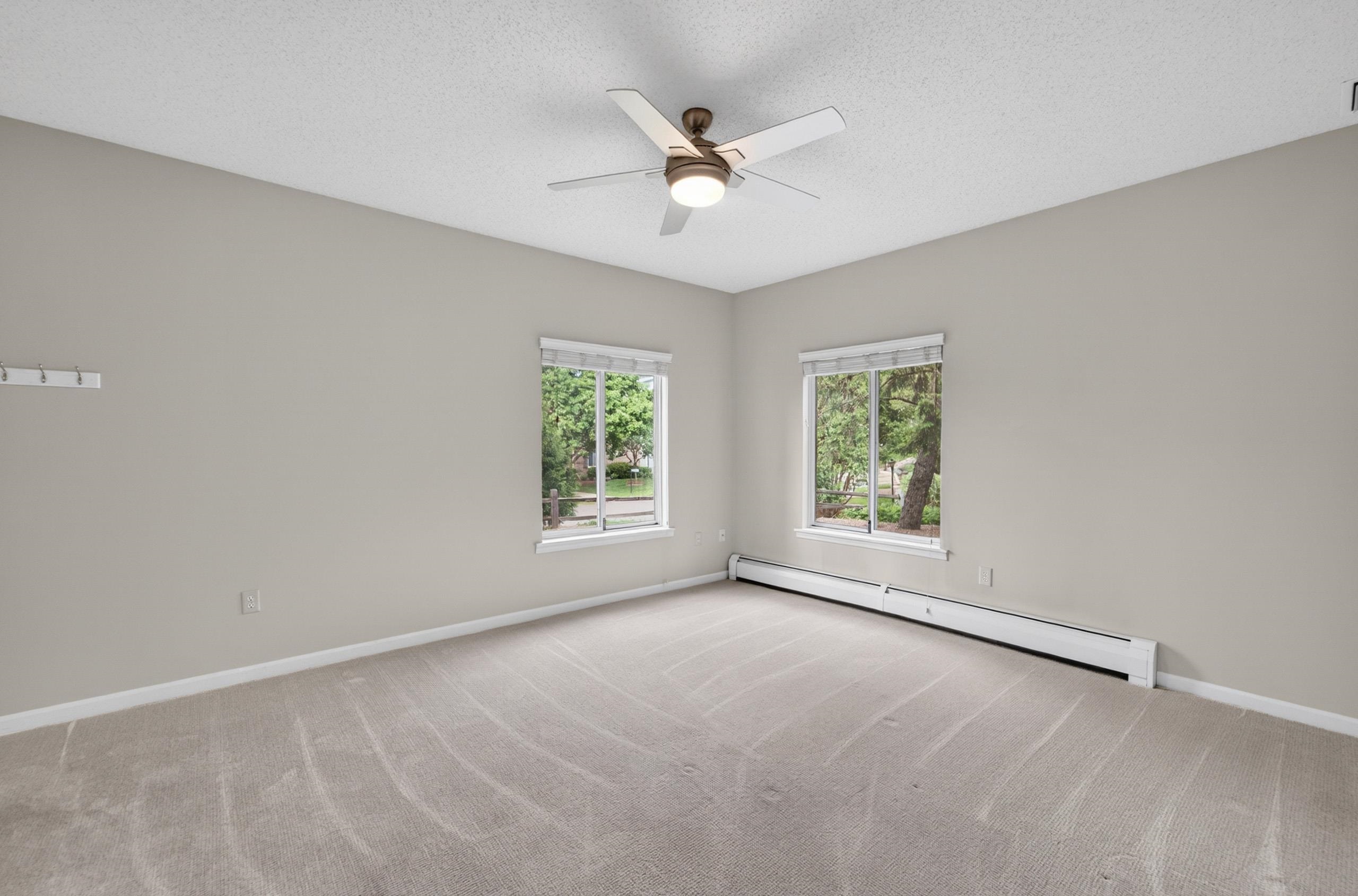 1612 S Golf Glen D
