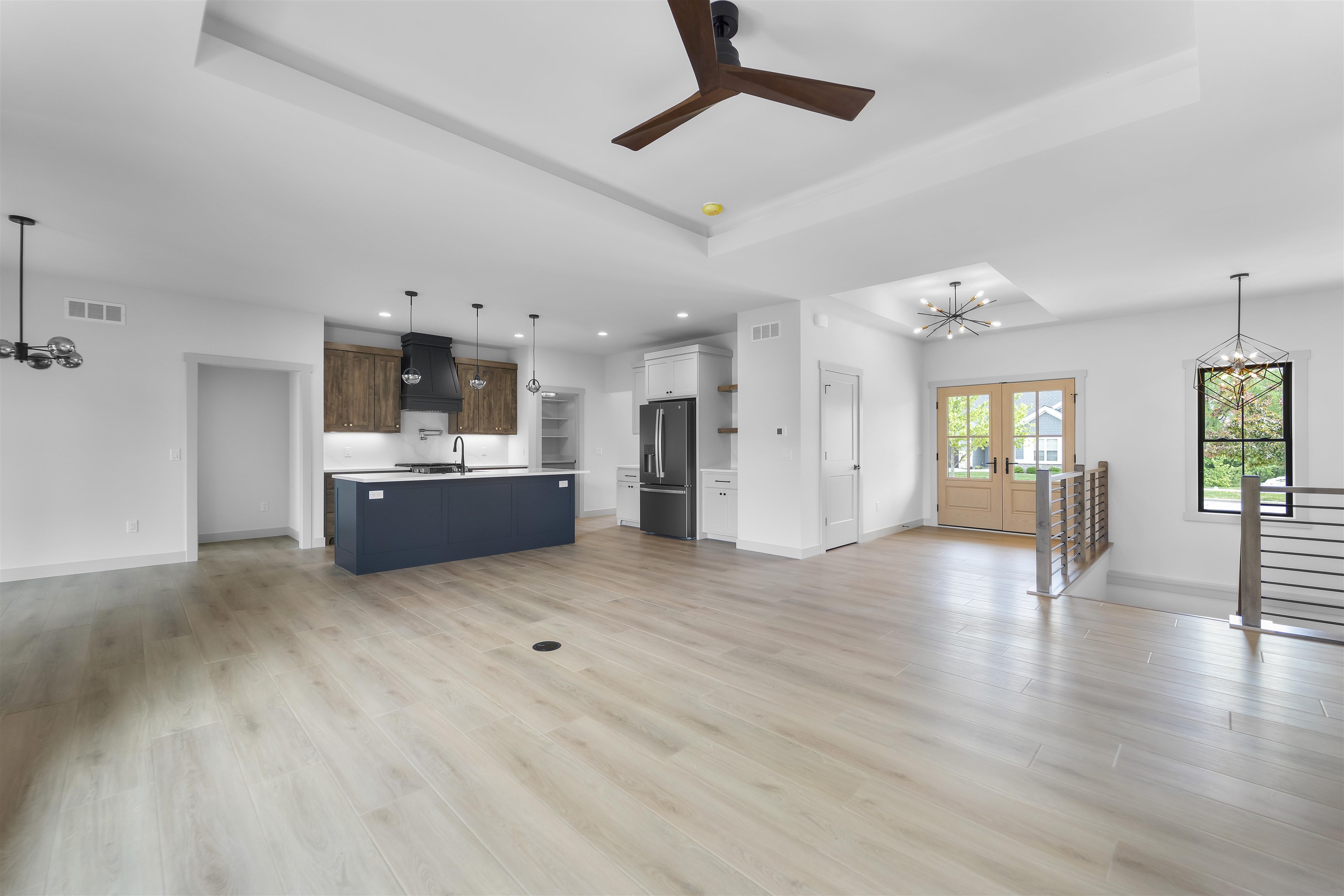 7710 Larkspur Lane