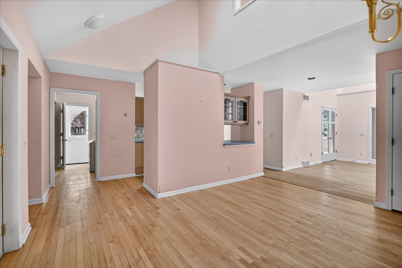 5824 Osmundsen Court