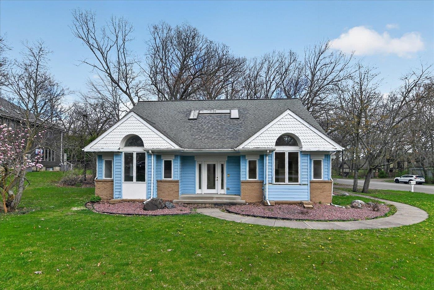 5824 Osmundsen Court