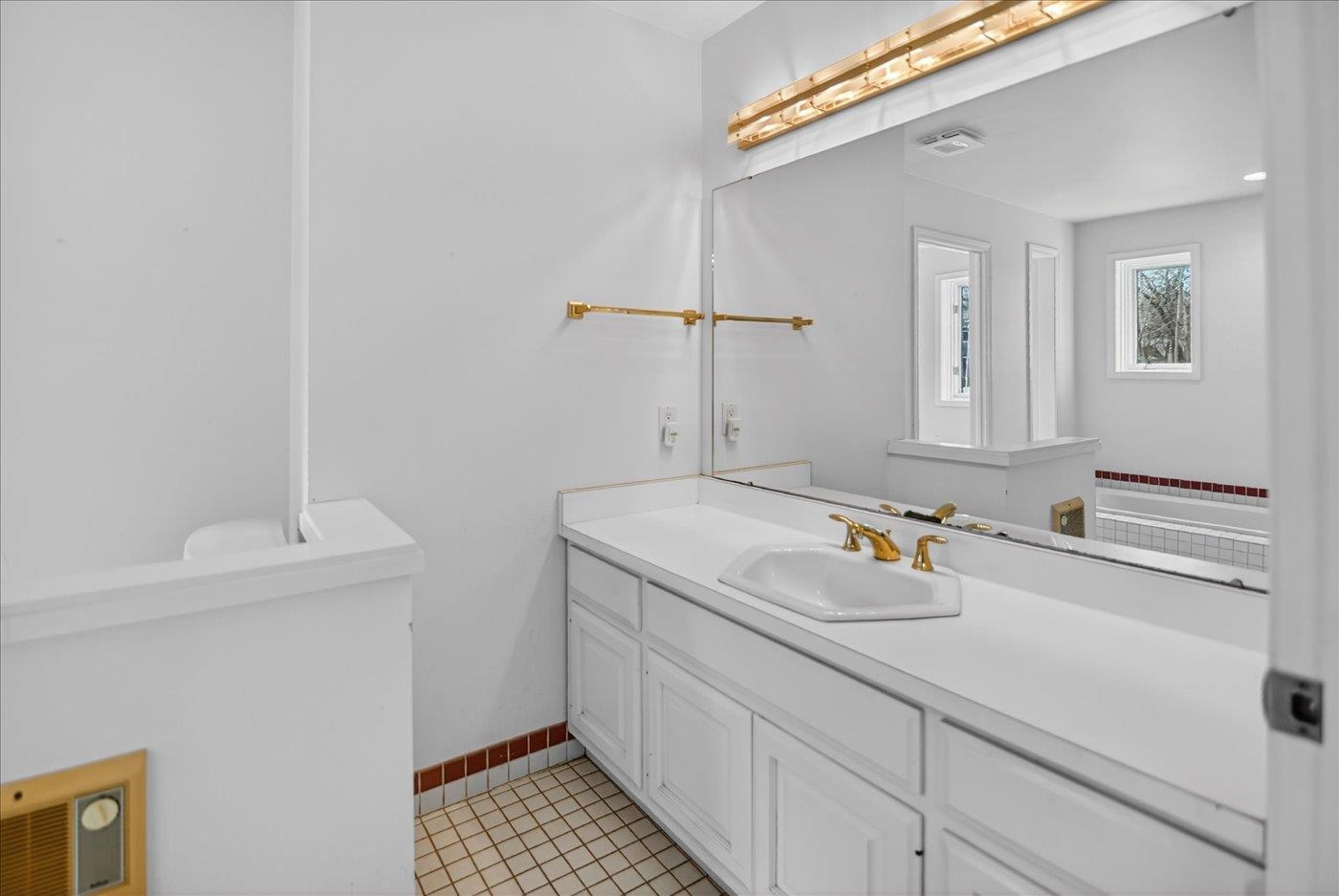 5824 Osmundsen Court