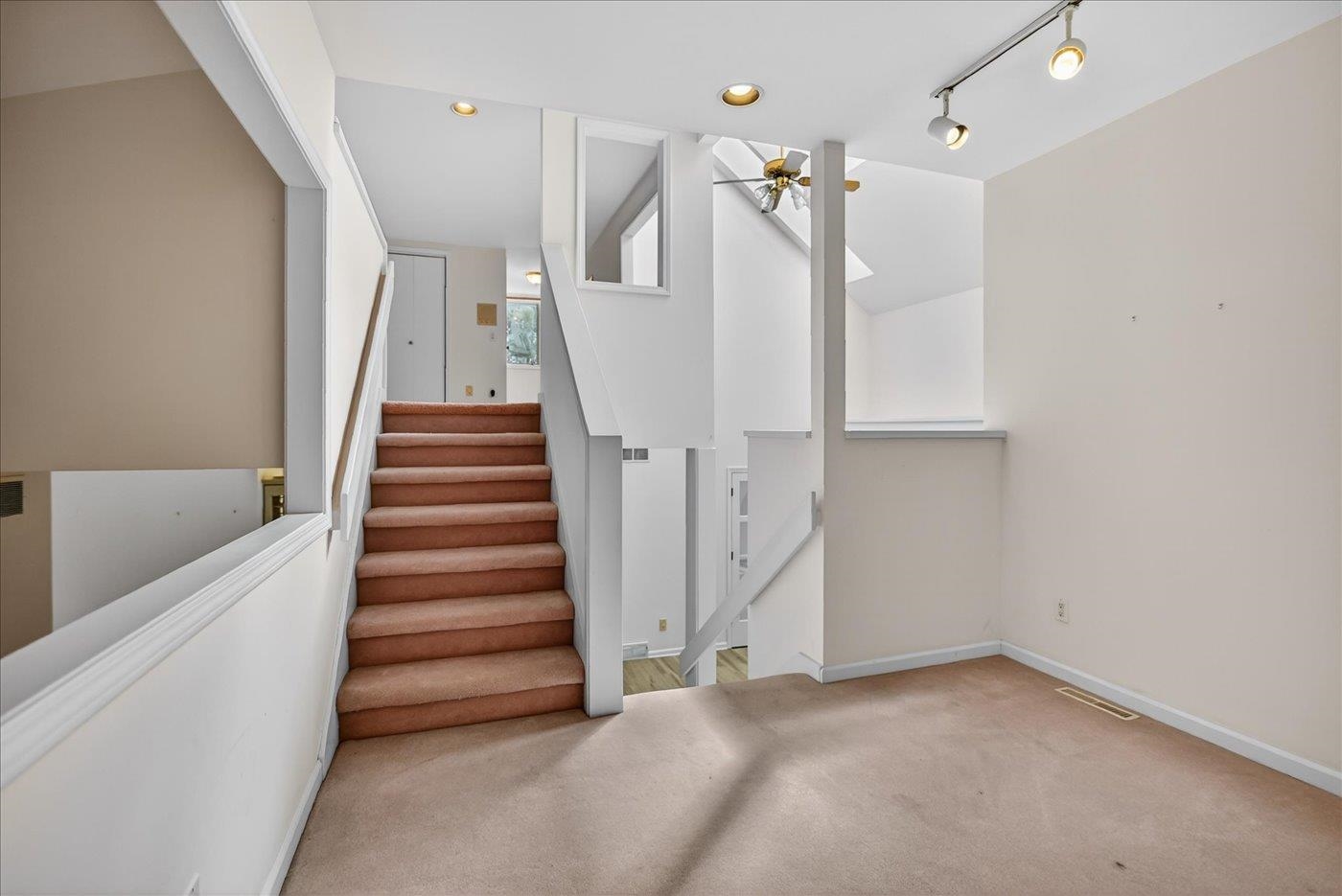 5824 Osmundsen Court
