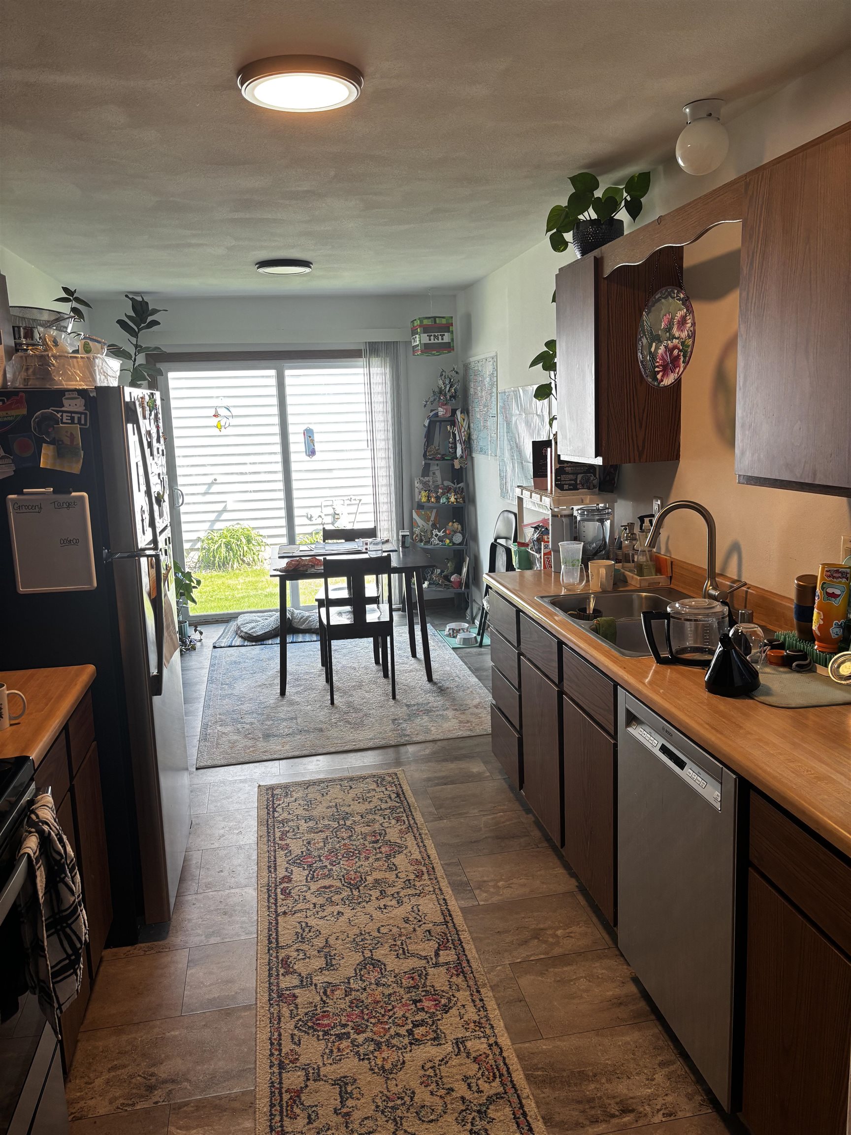 1102-1104 Sausalito Drive