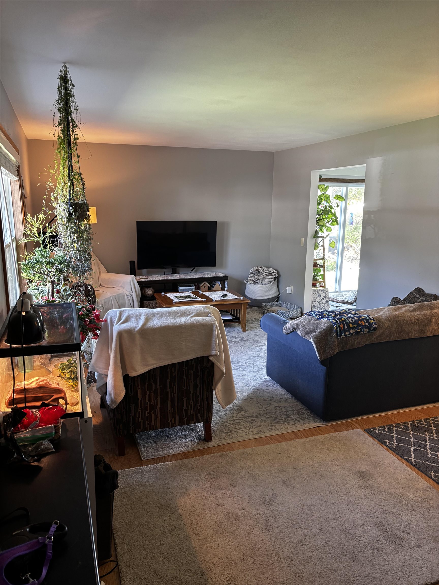 1102-1104 Sausalito Drive