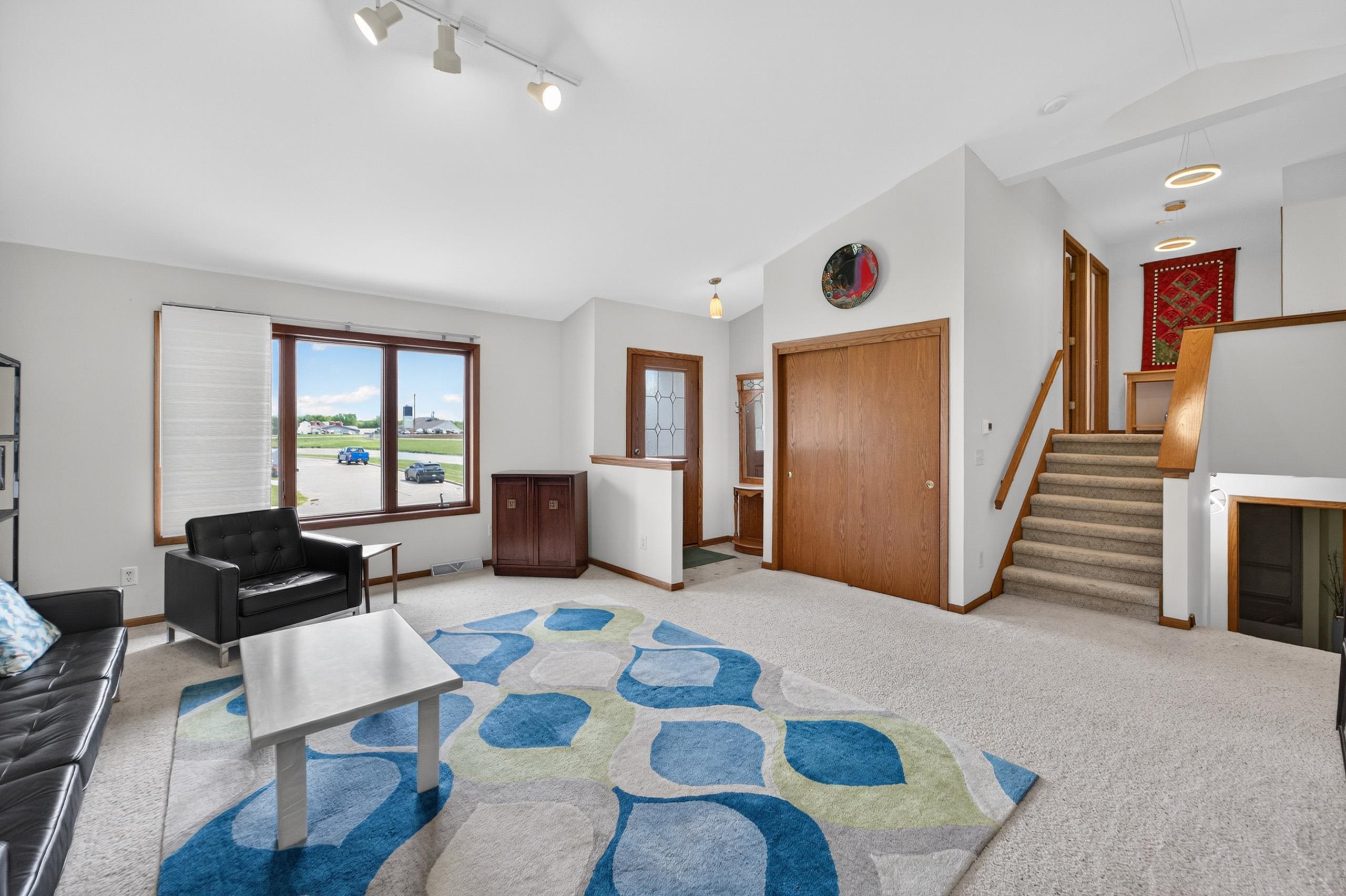 653 Autumn Wood Parkway