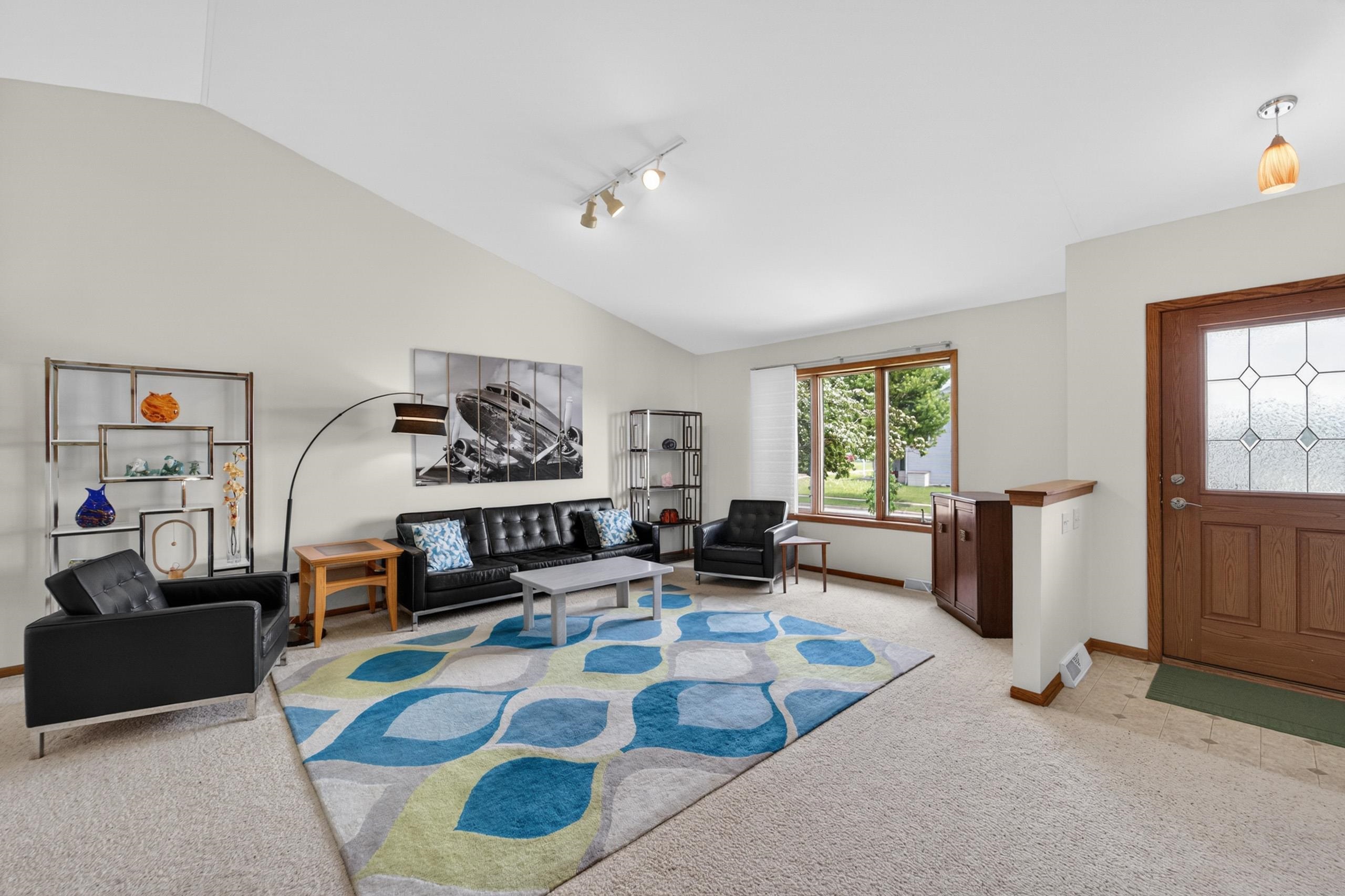 653 Autumn Wood Parkway
