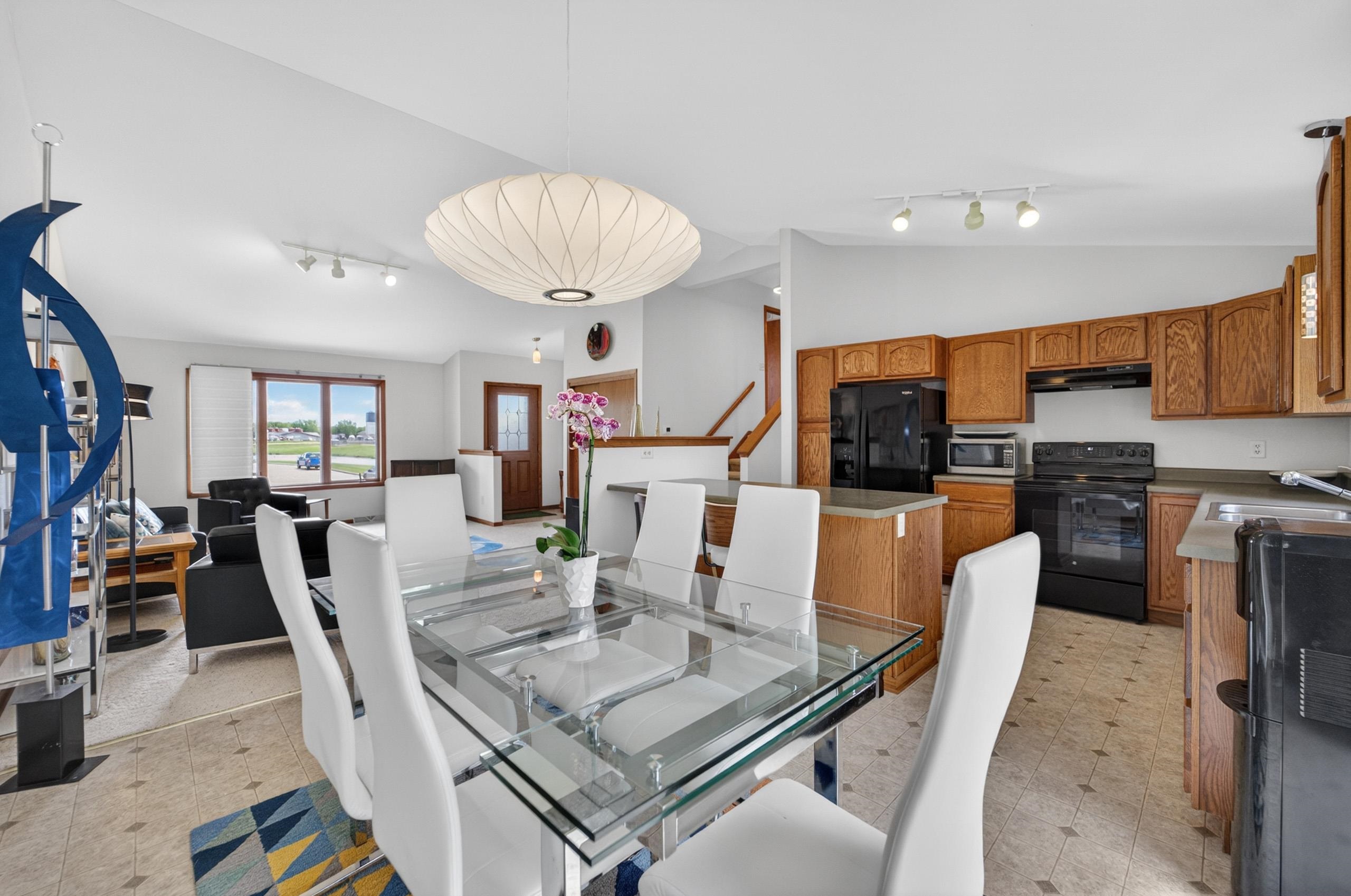 653 Autumn Wood Parkway