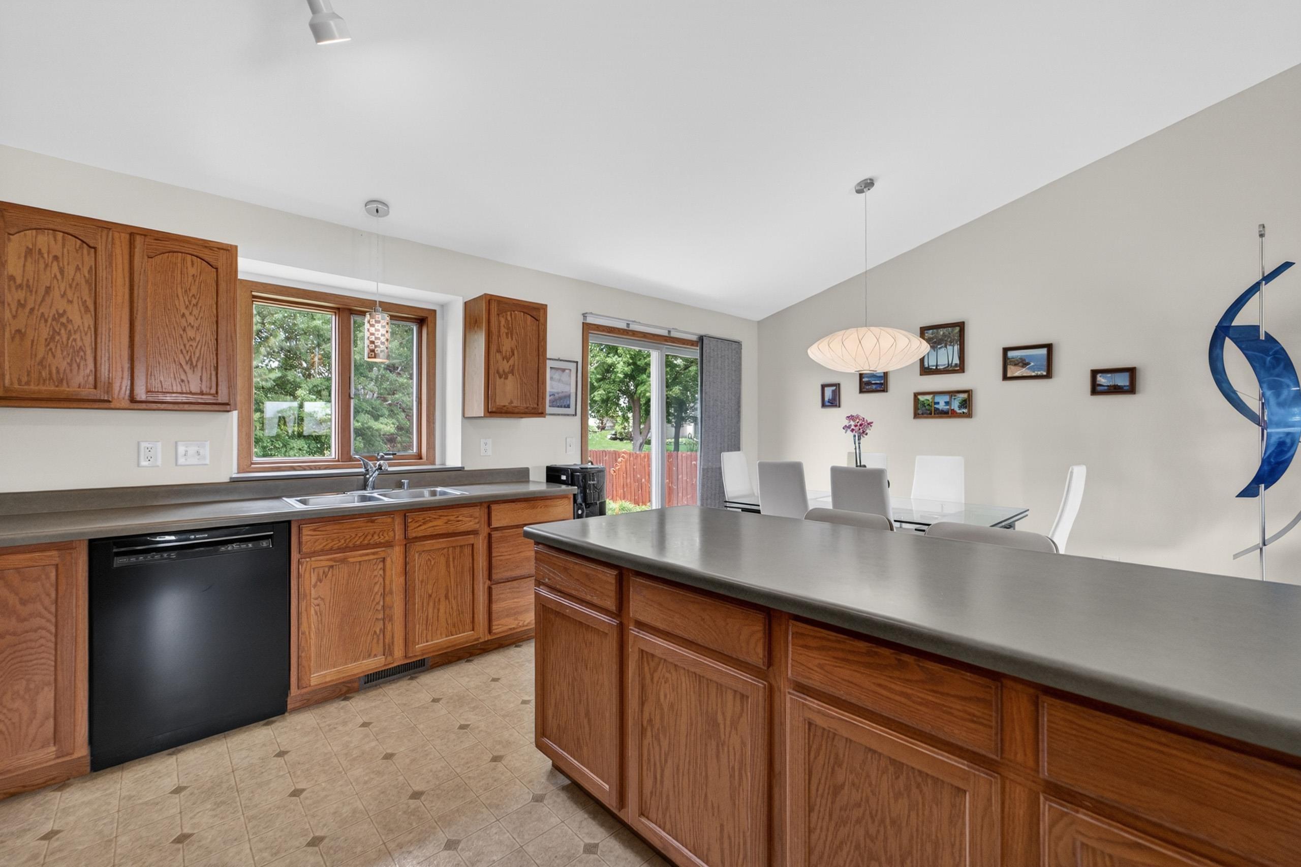 653 Autumn Wood Parkway