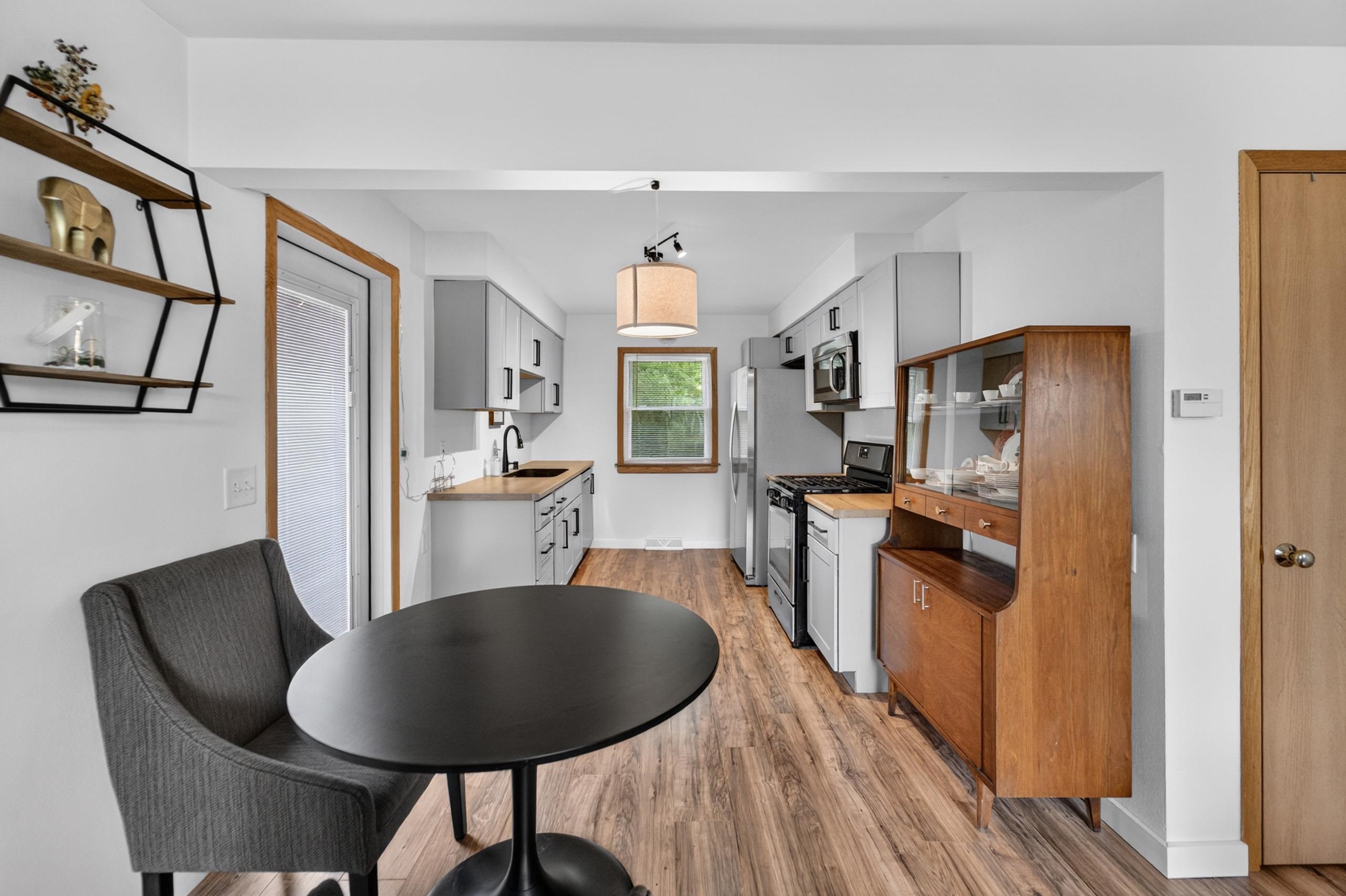 203 Fairview Court