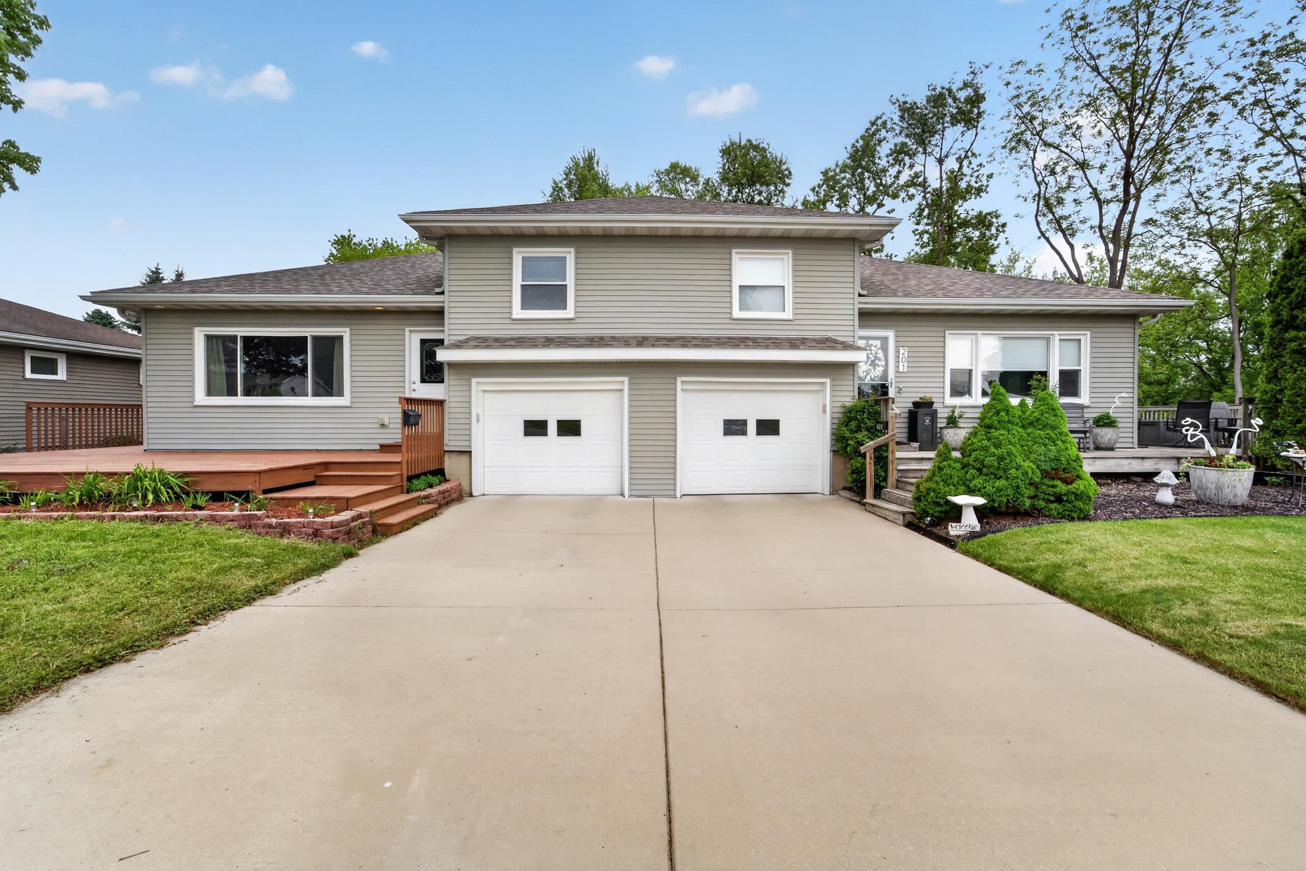 203 Fairview Court