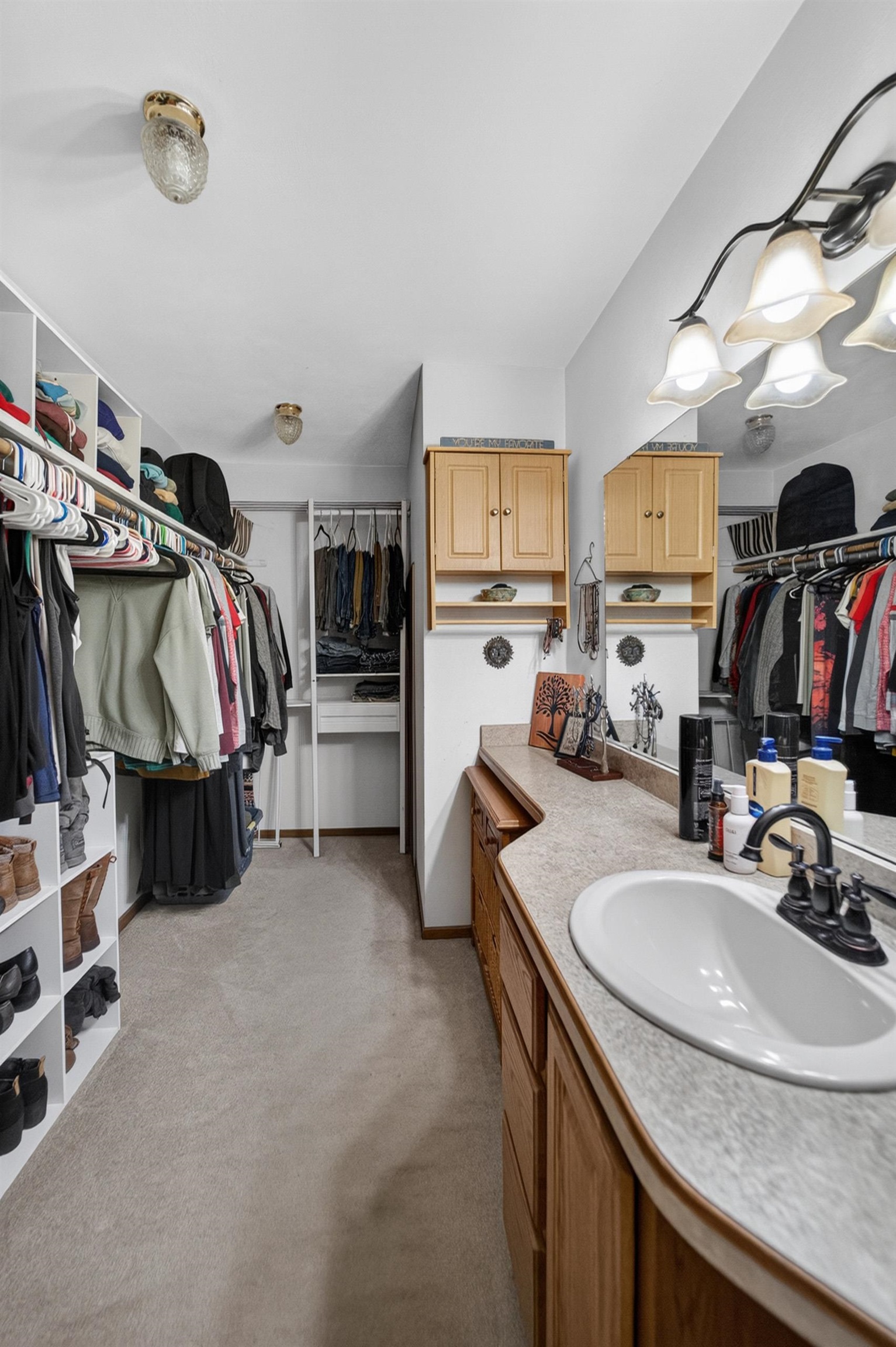 7129 Dorf View Court