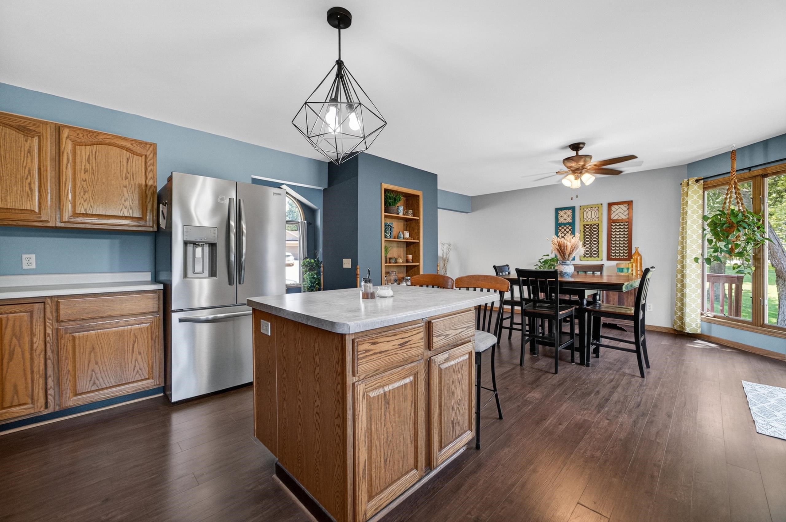 7129 Dorf View Court