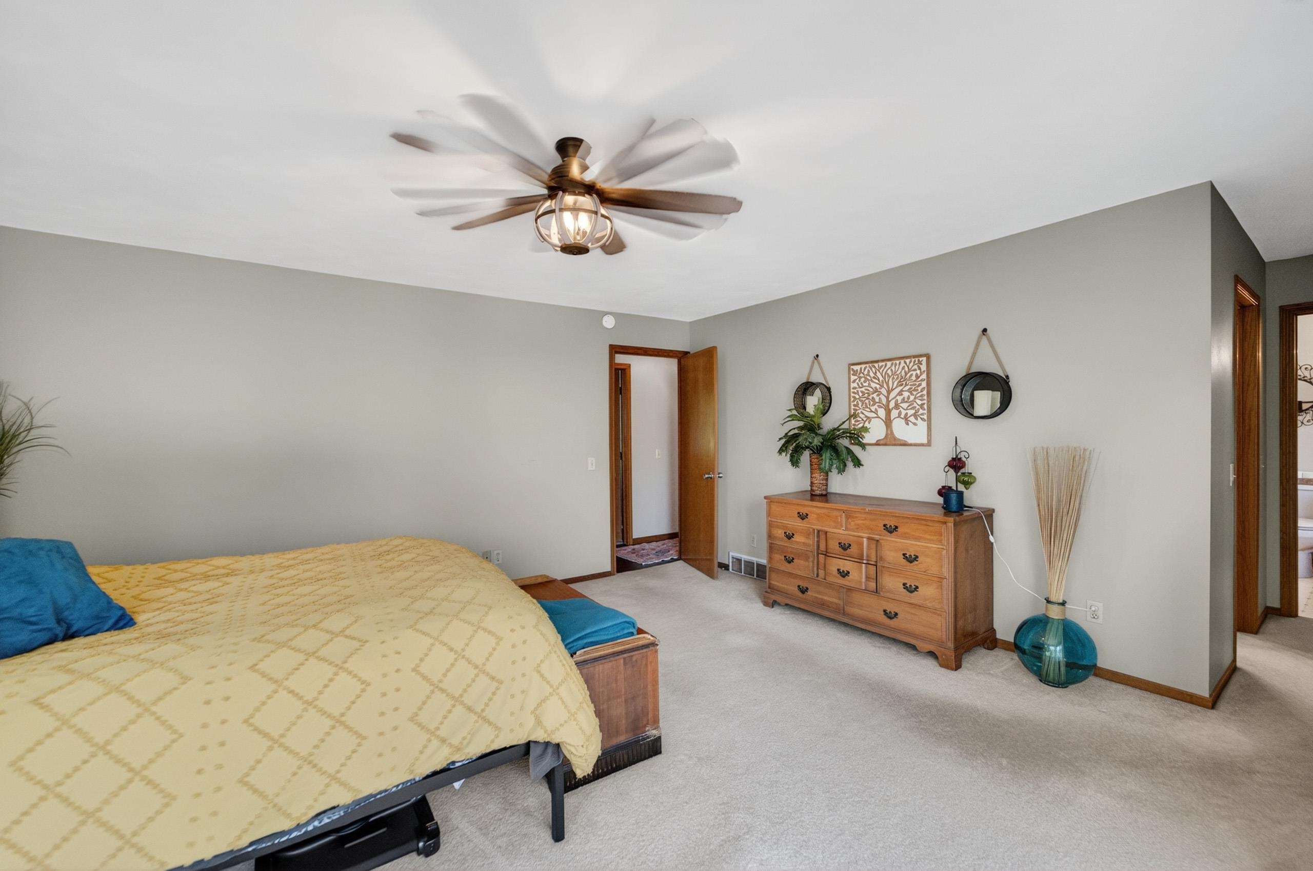 7129 Dorf View Court