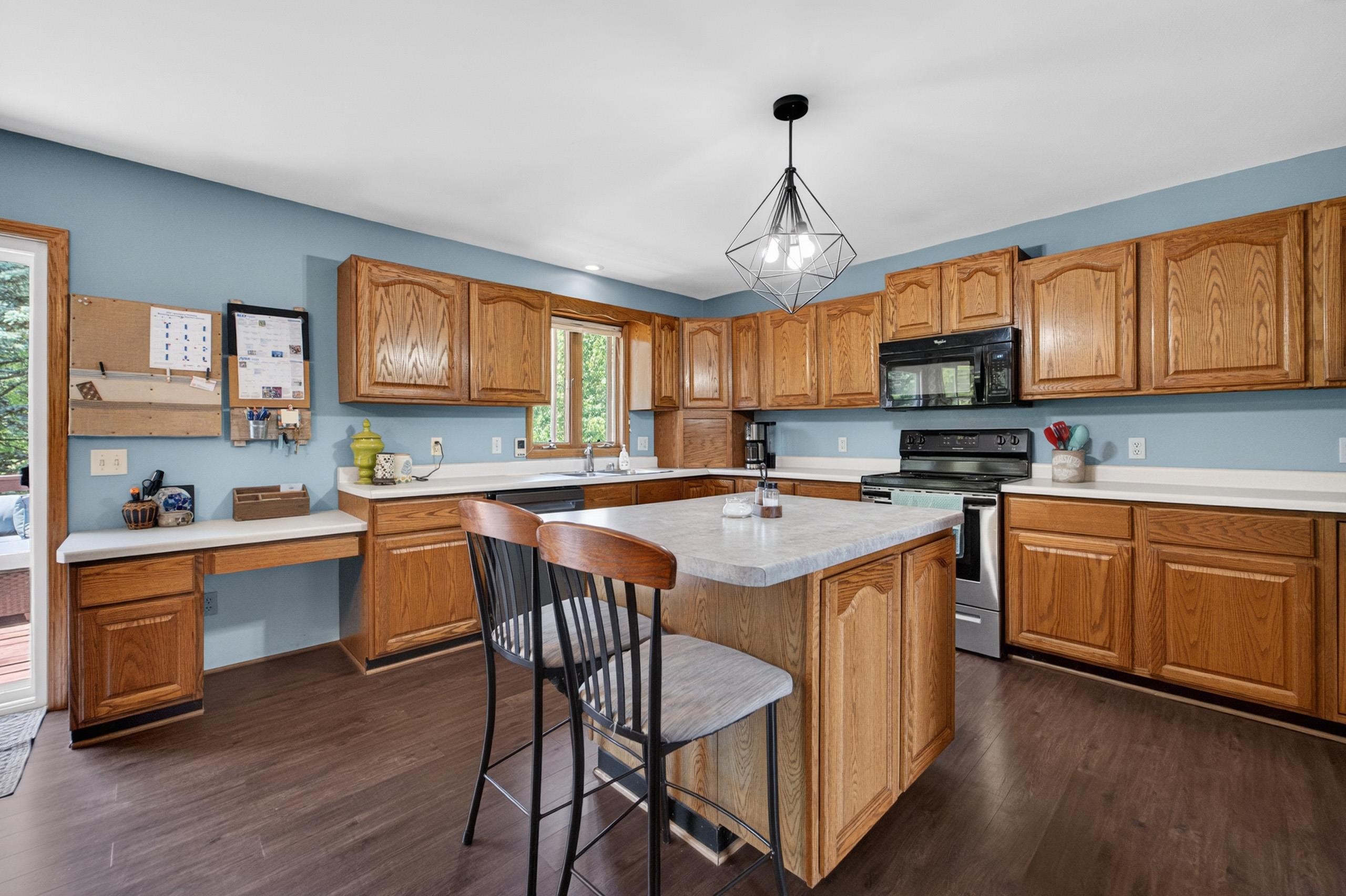 7129 Dorf View Court