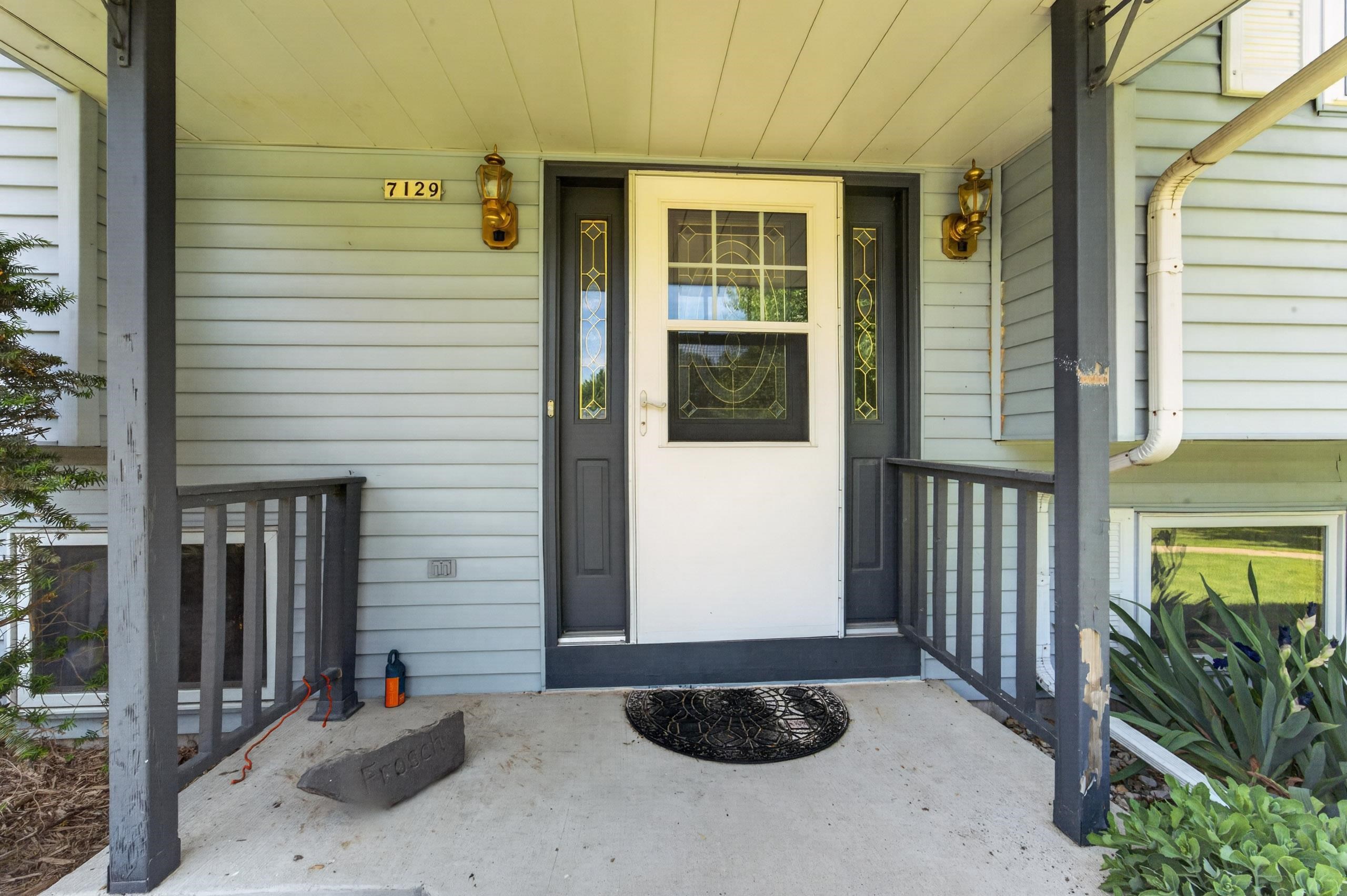7129 Dorf View Court