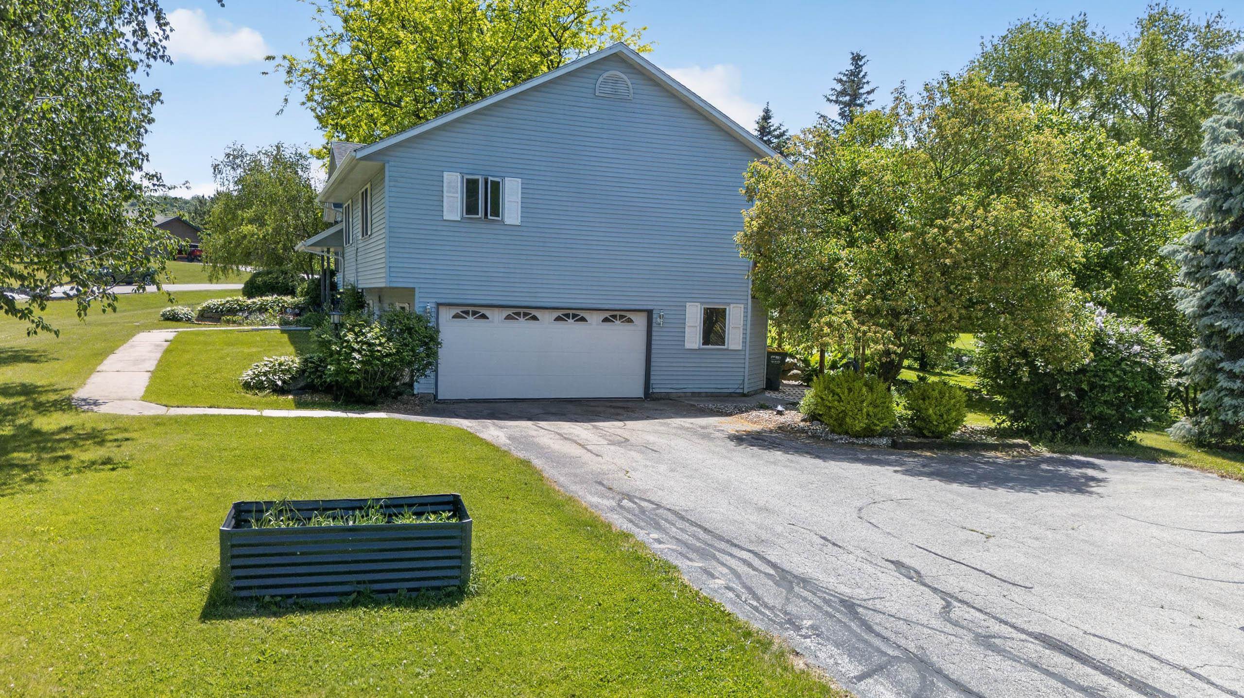 7129 Dorf View Court