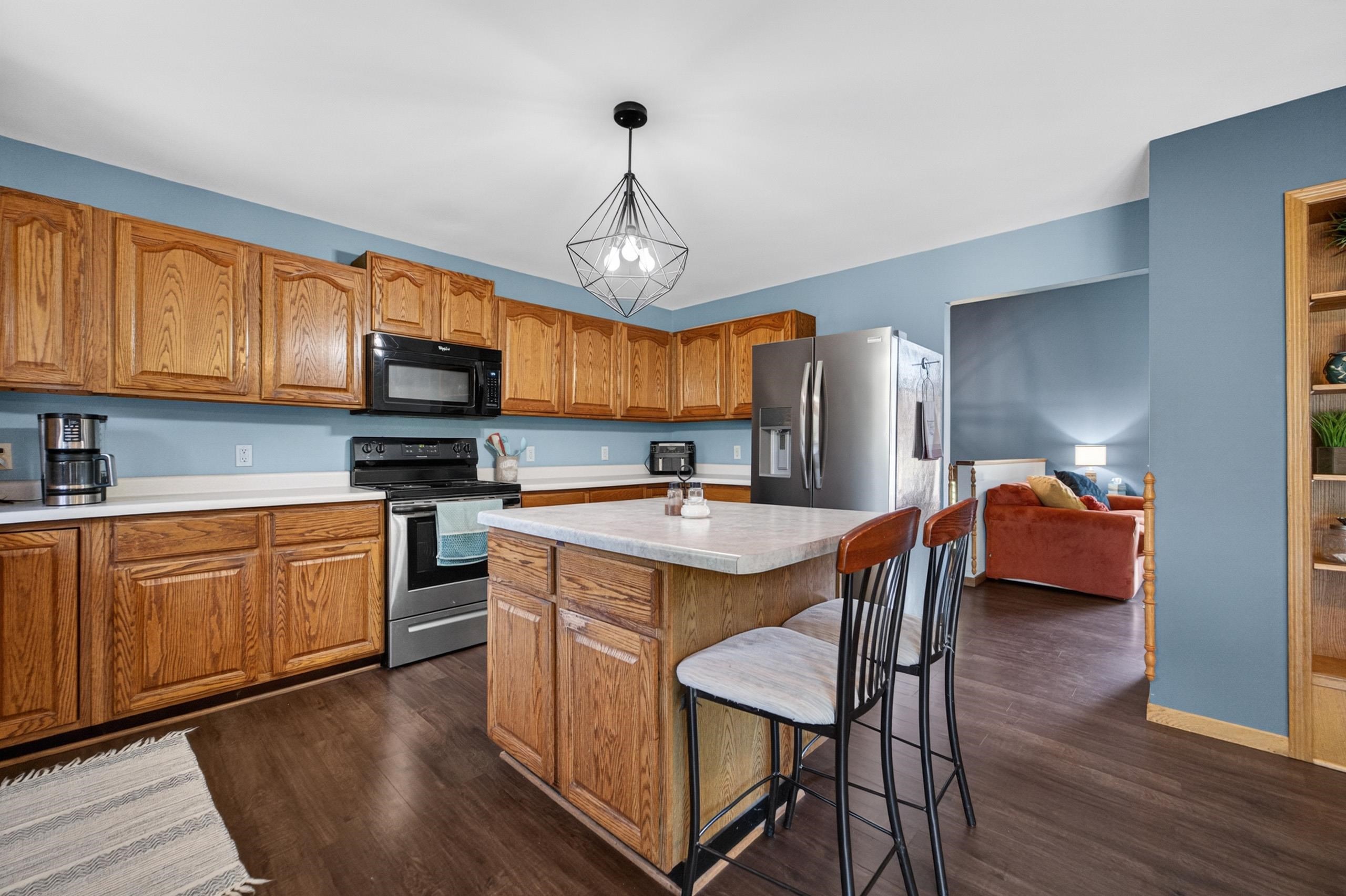 7129 Dorf View Court