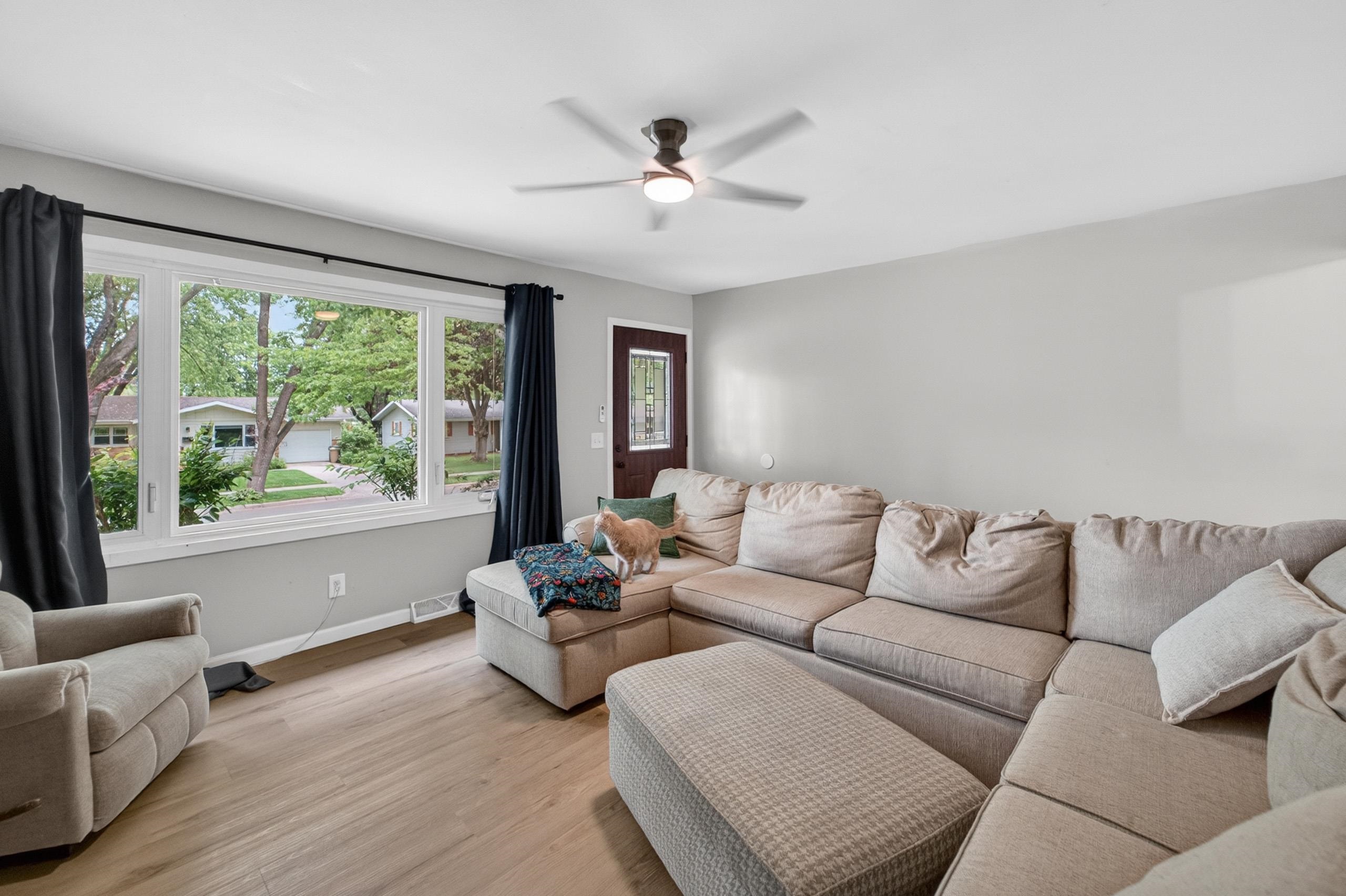 1121 Debra Lane