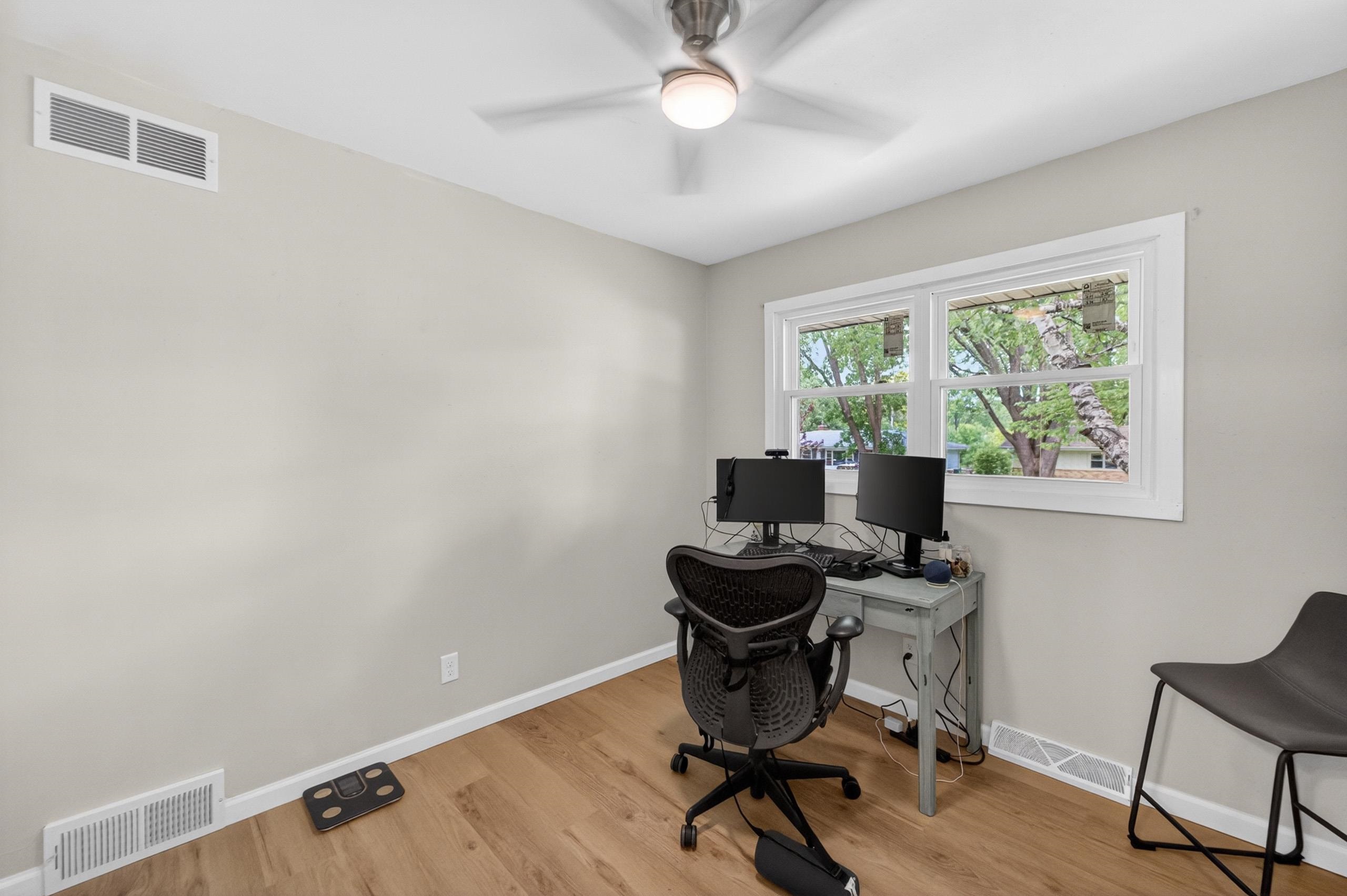 1121 Debra Lane