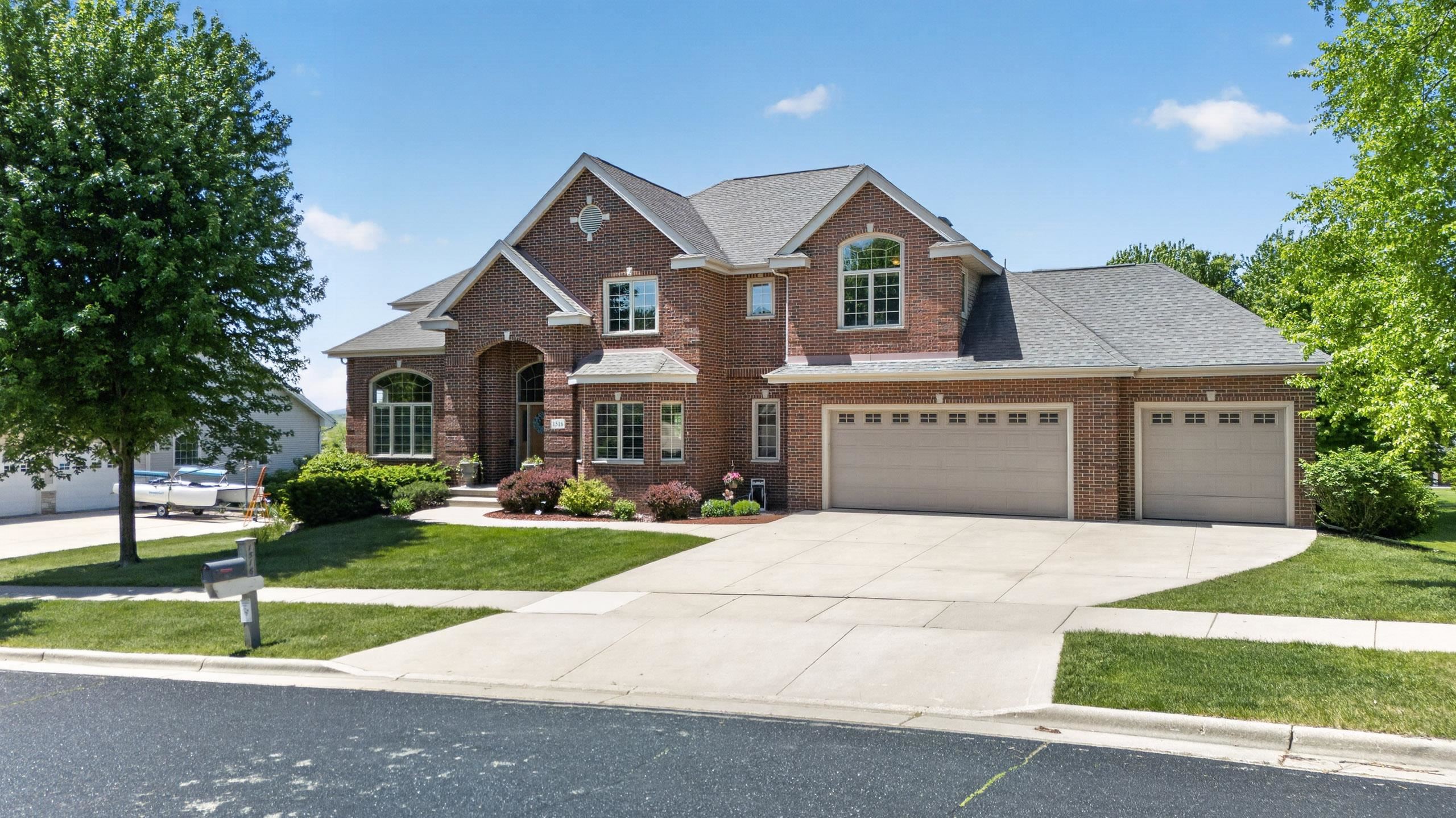 1516 Blue Ridge Trail