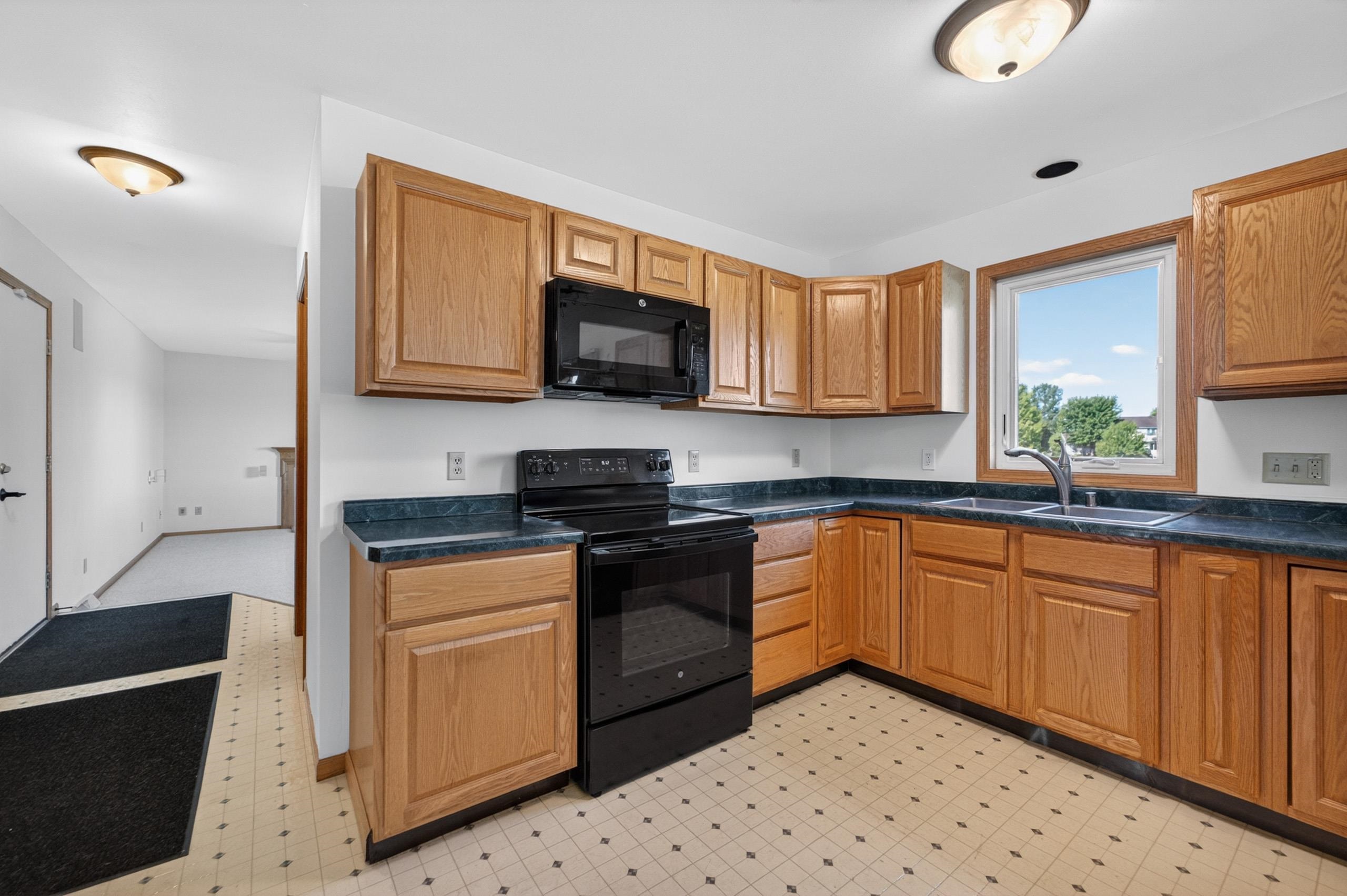 137 Lynne Trail